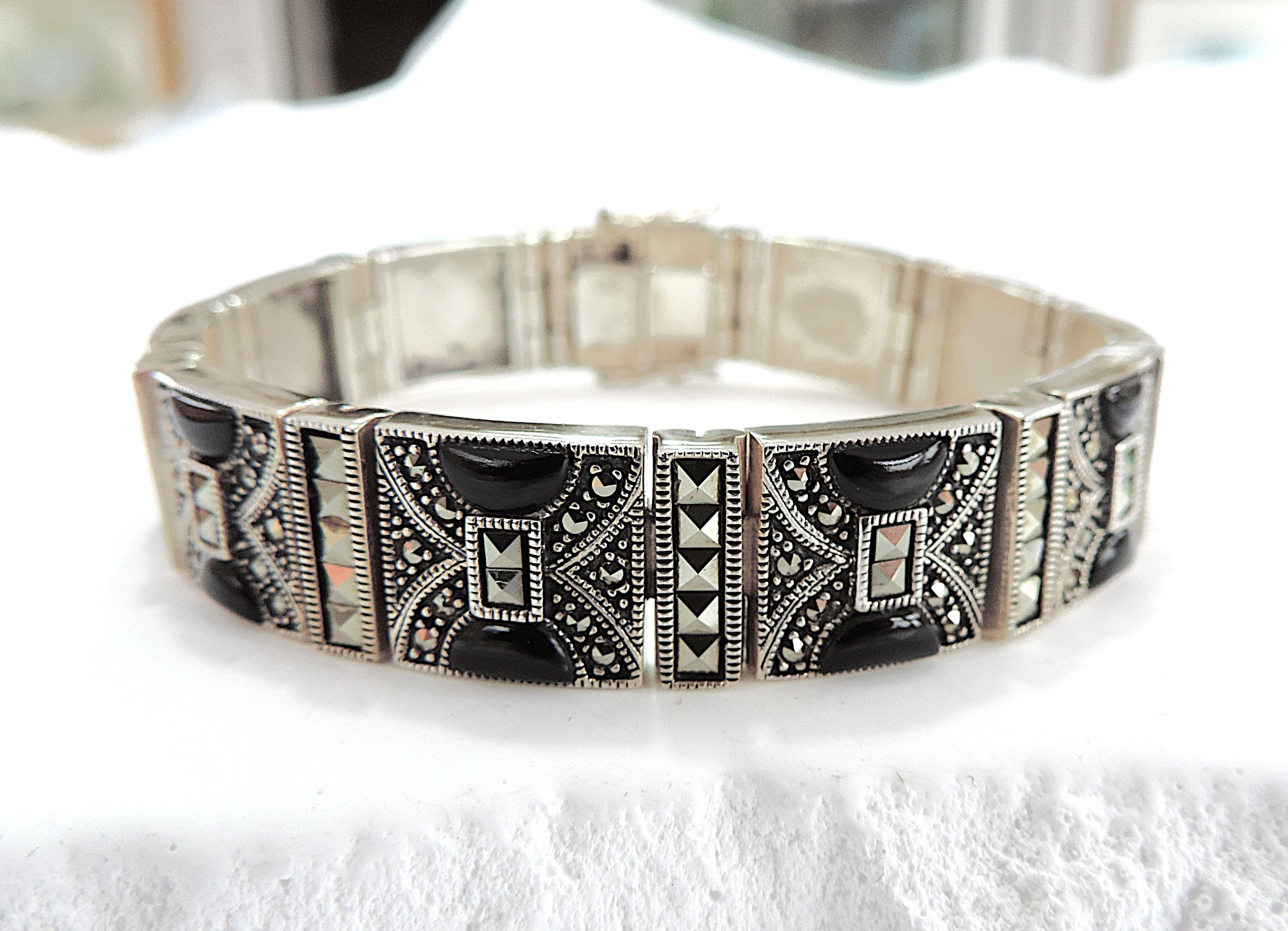 Artisan Art Deco 925 Silver Black Jet & Marcasite Bracelet 46.5 grams