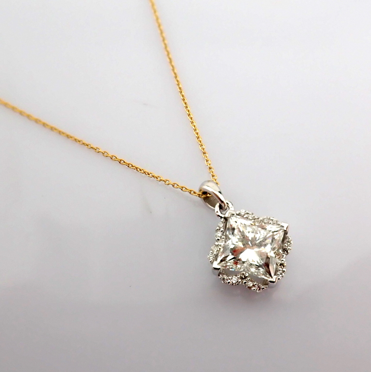 Flower Cut Lab-Grown Diamond Necklace - 2.08 Total Carat (IGI Certified)