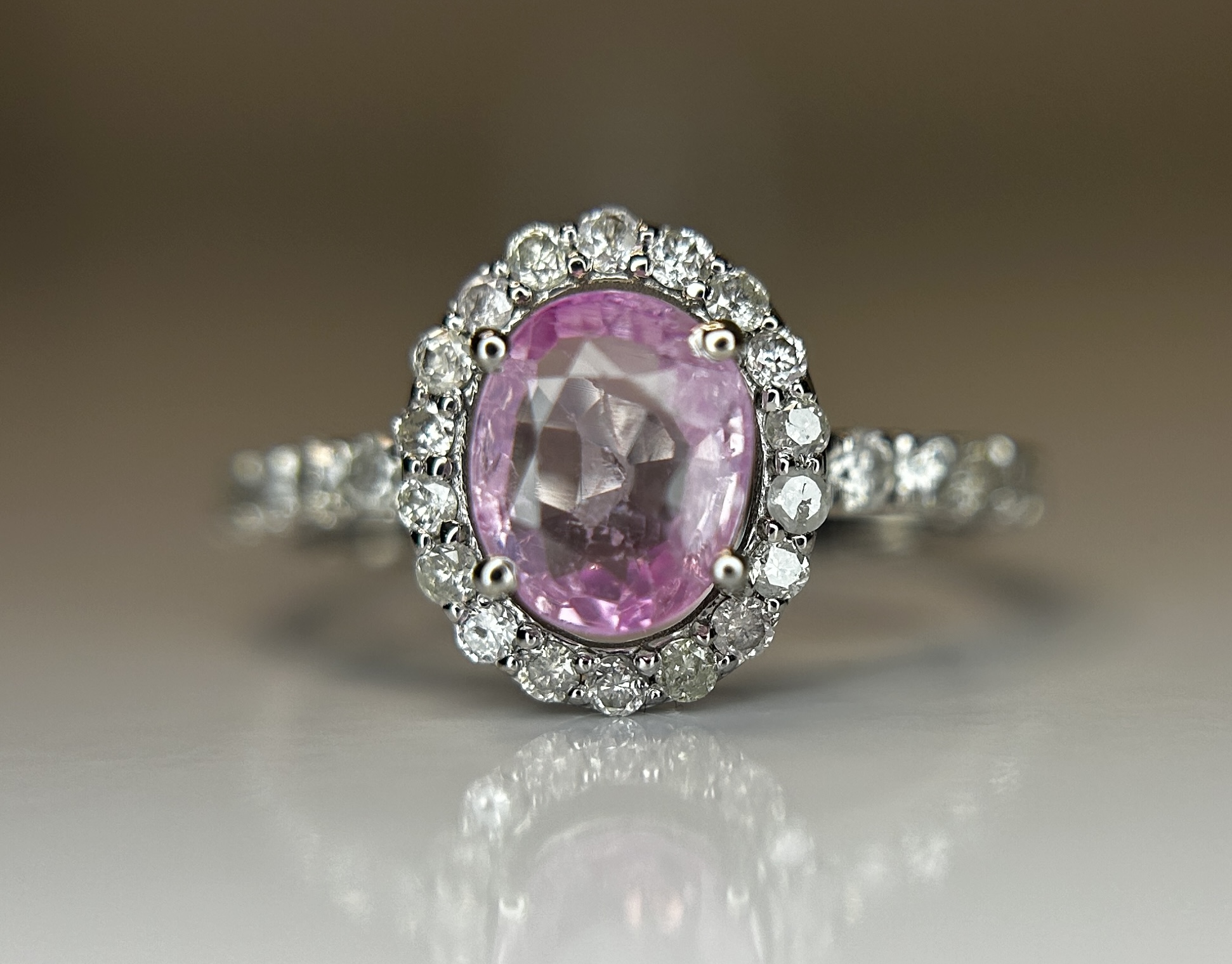 Beautiful Natural Ceylon 1.15ct Pink Sapphire With Diamonds & 18k Gold