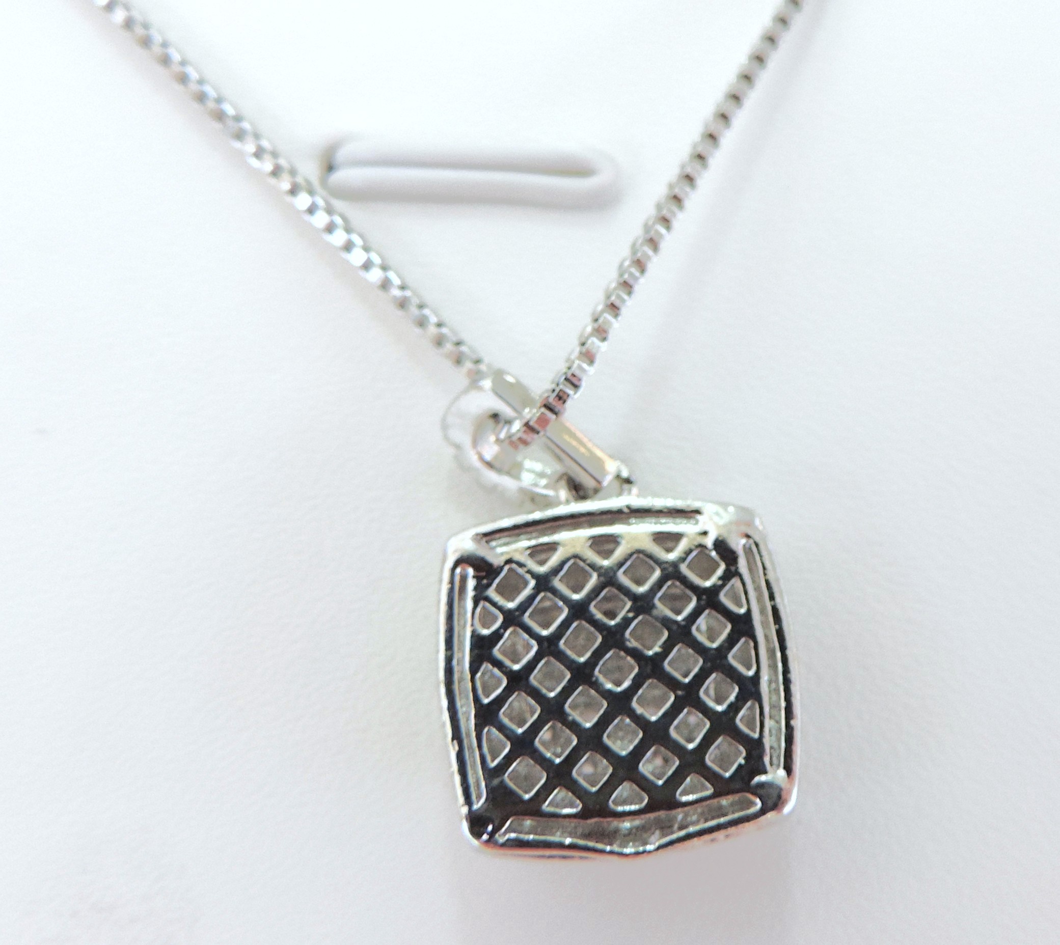 Orrevé Gemstone Pendant Necklace 'New'