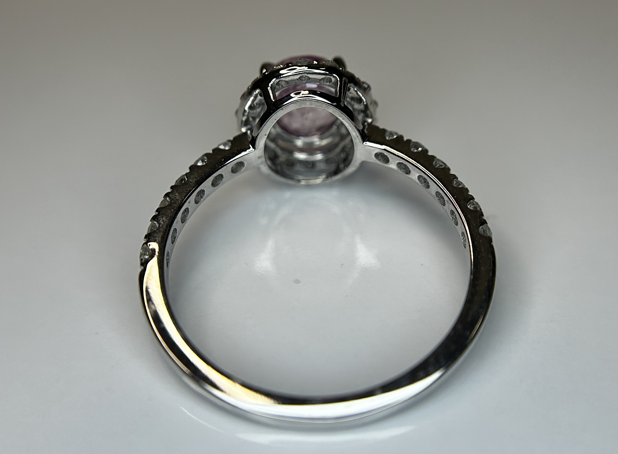 Beautiful Natural Ceylon 1.15ct Pink Sapphire With Diamonds & 18k Gold