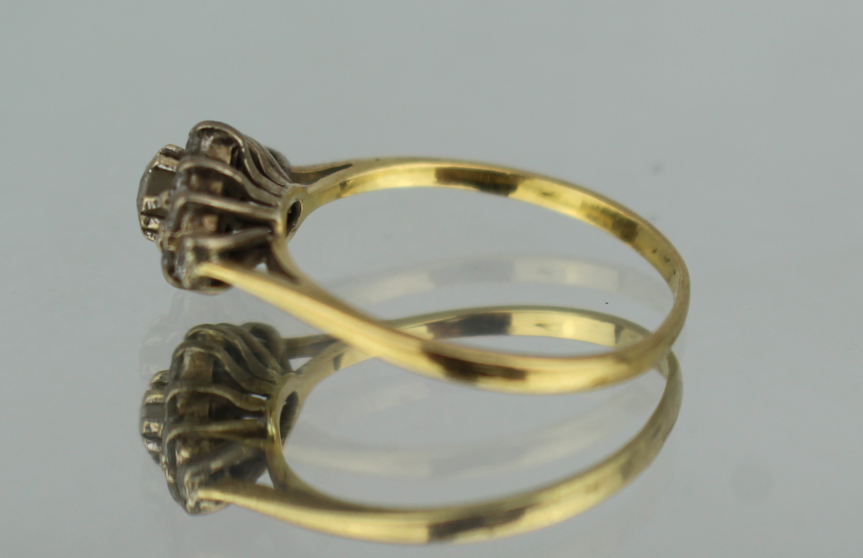 Vintage Diamond 18ct Yellow Gold Ring