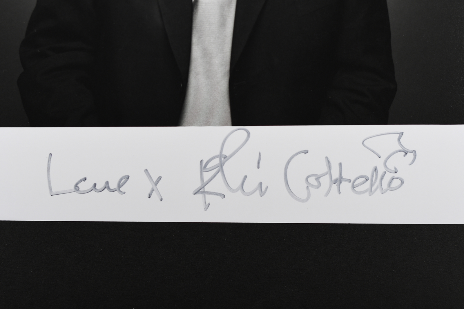 ELVIS COSTELLO Original signature