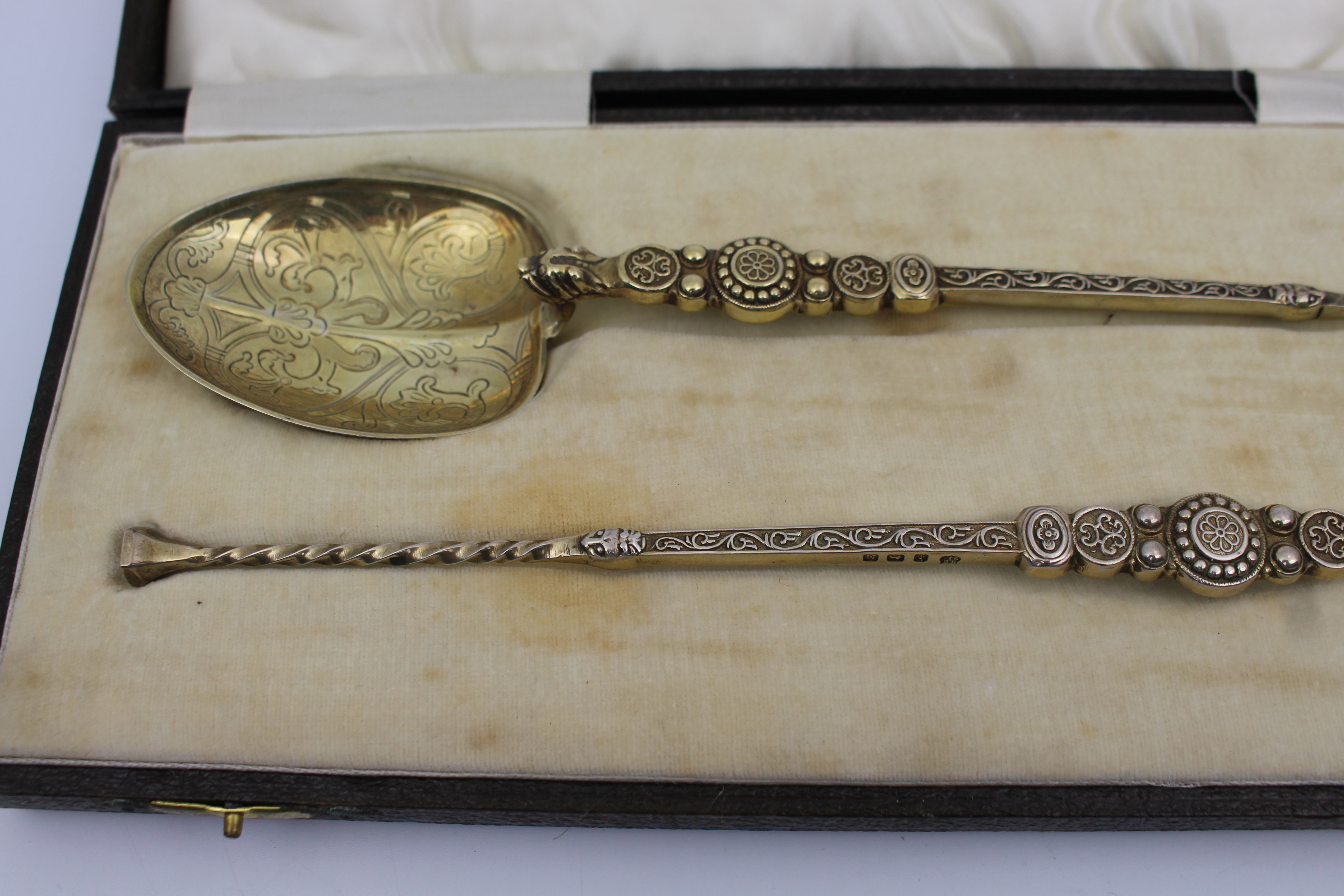 Pair of Cased Silver Gilt Anointing Spoons – Birmingham, 1936