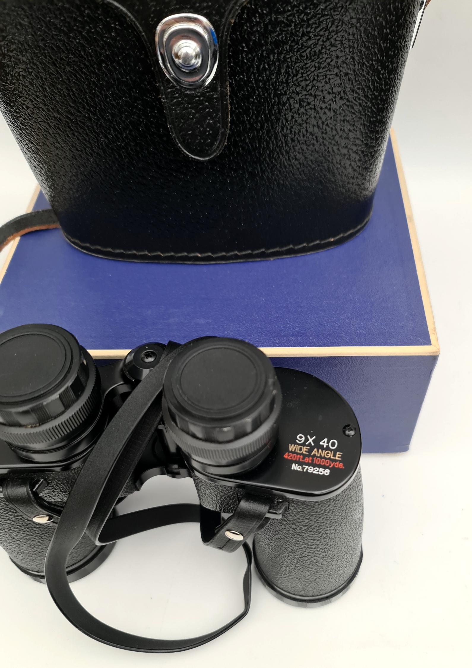 Pair Vintage of Japanese Binoculars Original Box Pair Vintage of Japanese Binoculars Original Box. 9