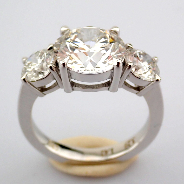 Round Cut Lab-Grown Diamond Ring - 4.71 Total Carat (IGI Certified)