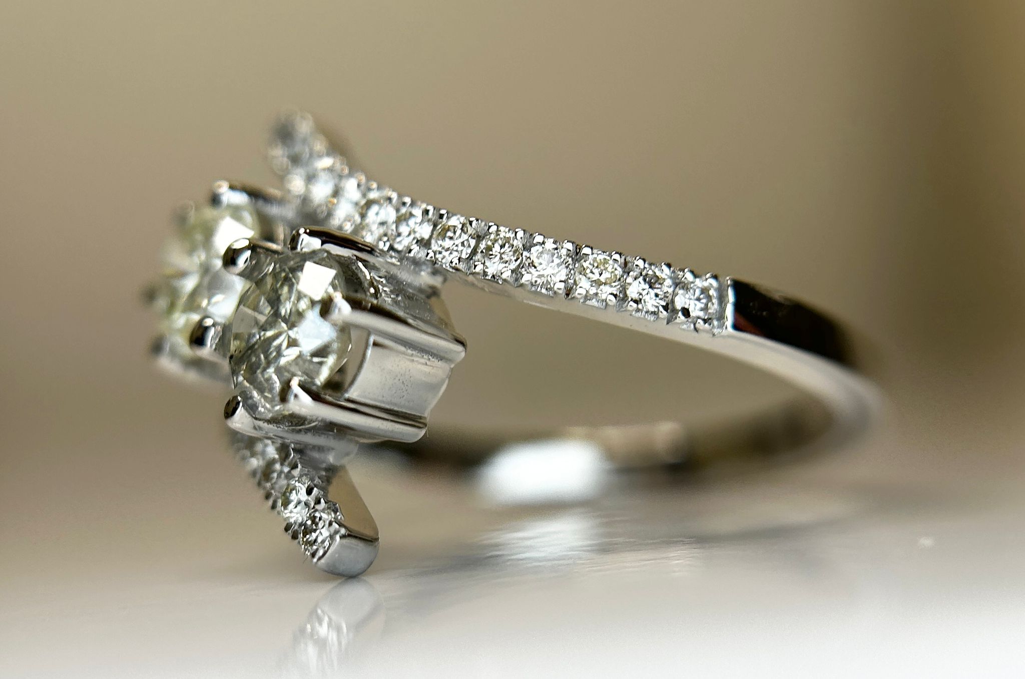 Beautiful Natural  1.15 Carat Diamond Ring With 18k White Gold