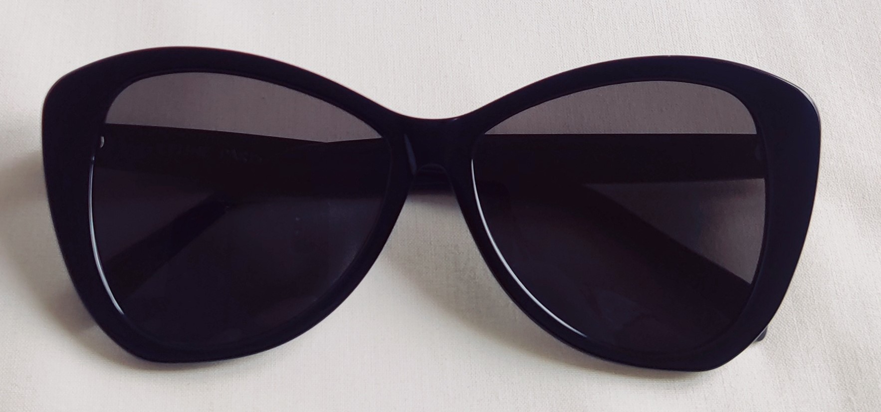CelineCL40270 01A  Sunglasses