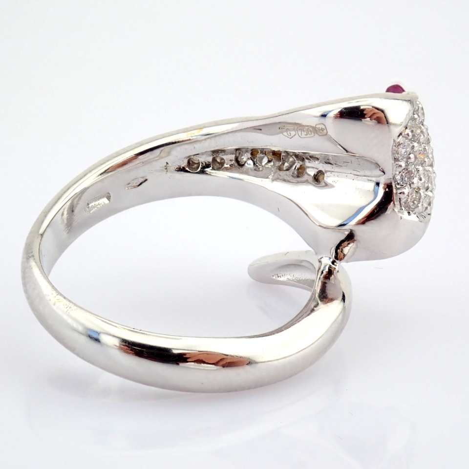 Natural Diamond 18K White Gold Ring
