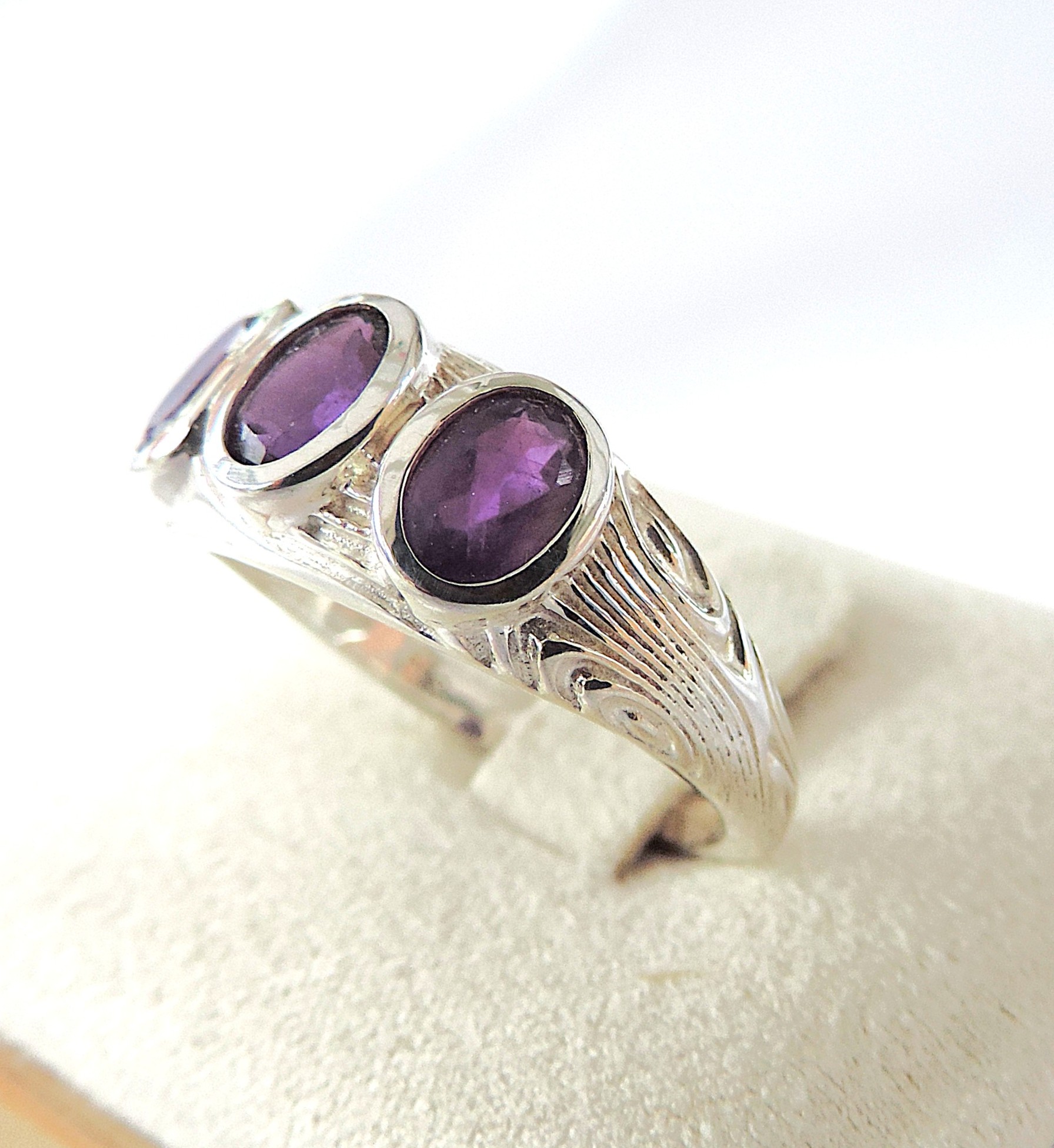 925 Silver Amethyst Trilogy Gemstone Ring 'NEW'