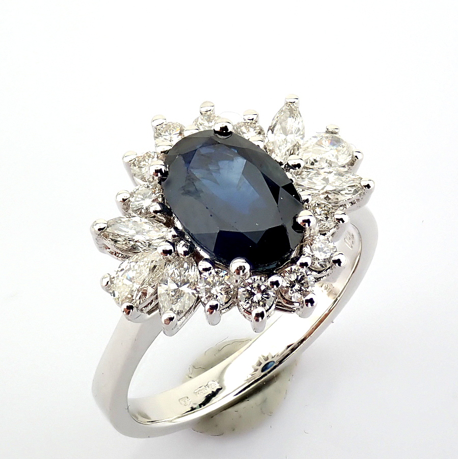 Natural Diamond 18K White Gold Ring