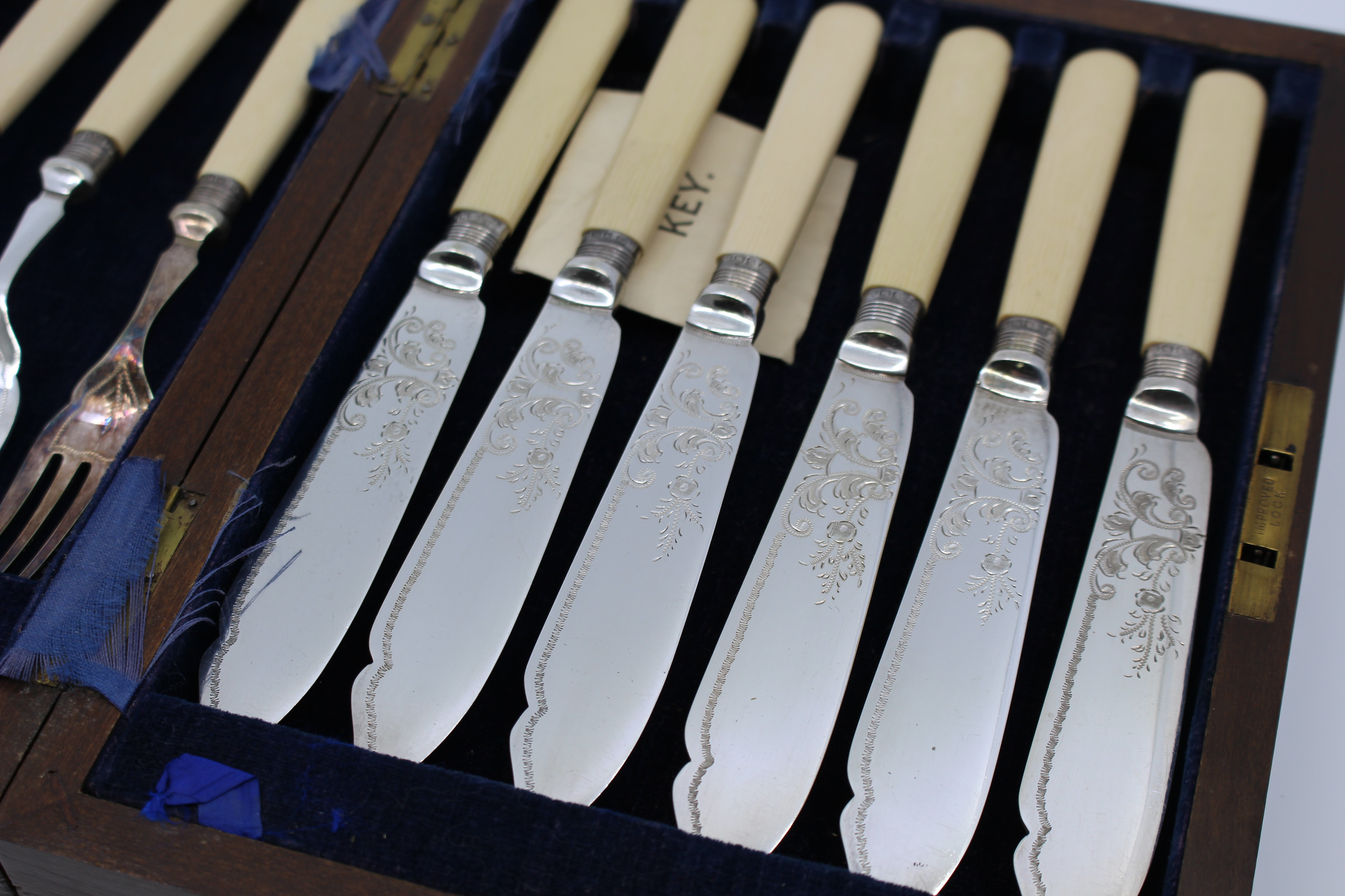 Cased Set of Six Fish Knives & Forks Sheffield 1915