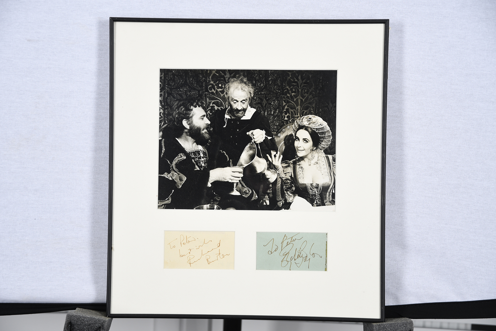 ELIZABETH TAYLOR & RICHARD BURTON Original signatures