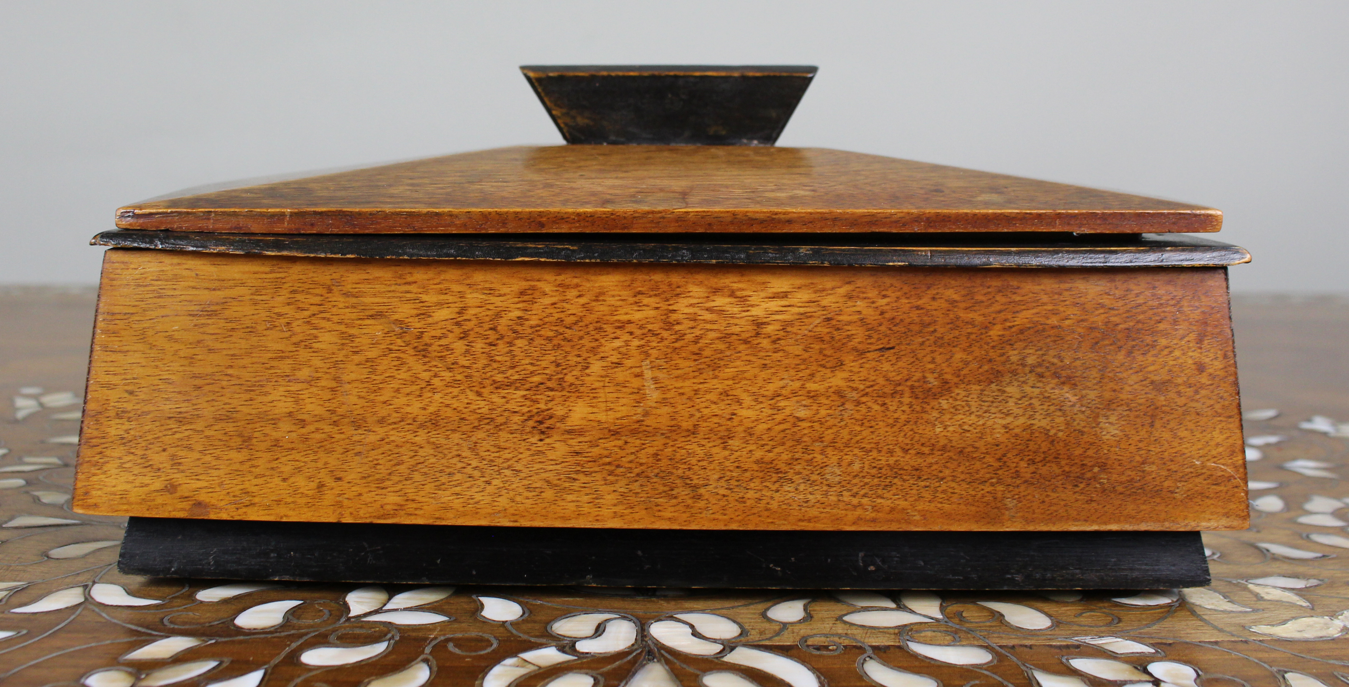 Early 20th Century Arts & Crafts Walnut Box