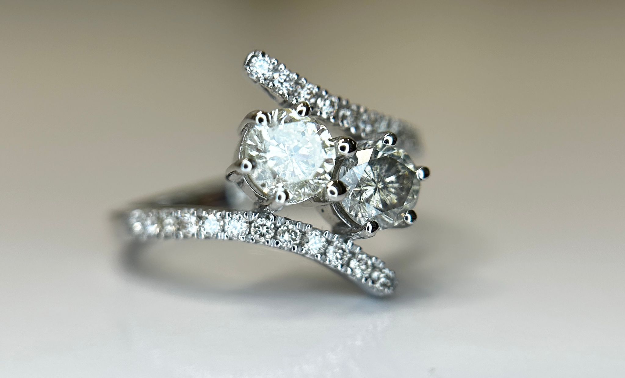 Beautiful Natural  1.15 Carat Diamond Ring With 18k White Gold