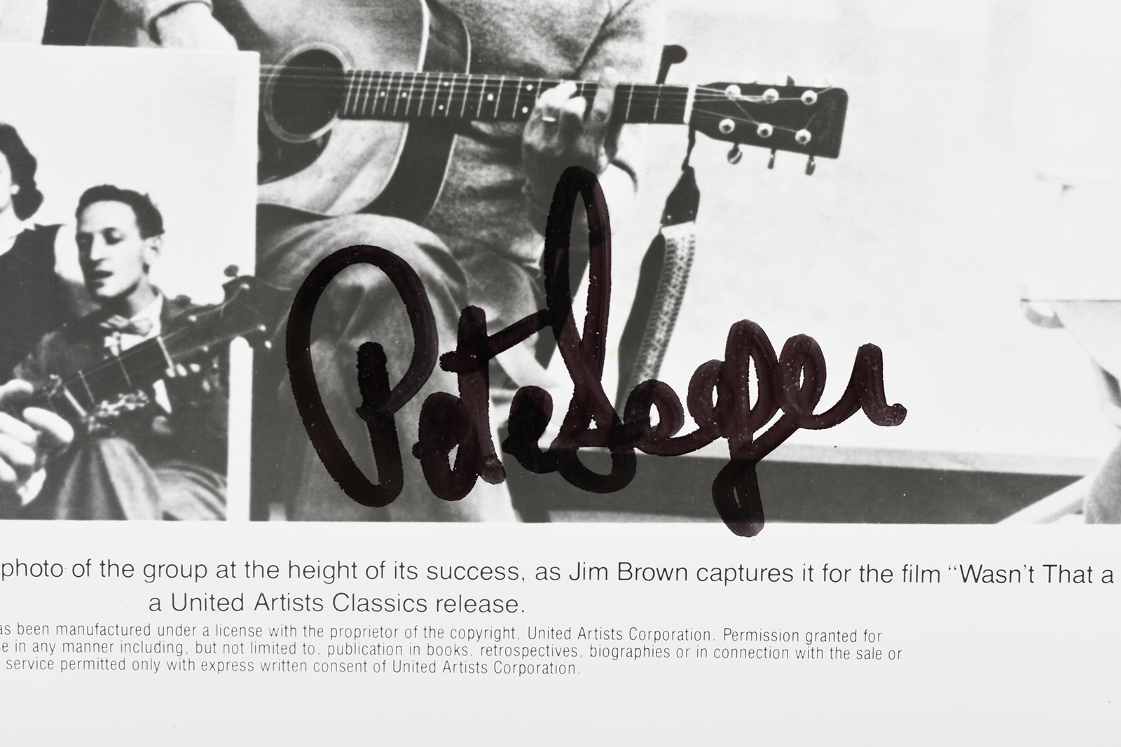 PETE SEEGAR Original signature
