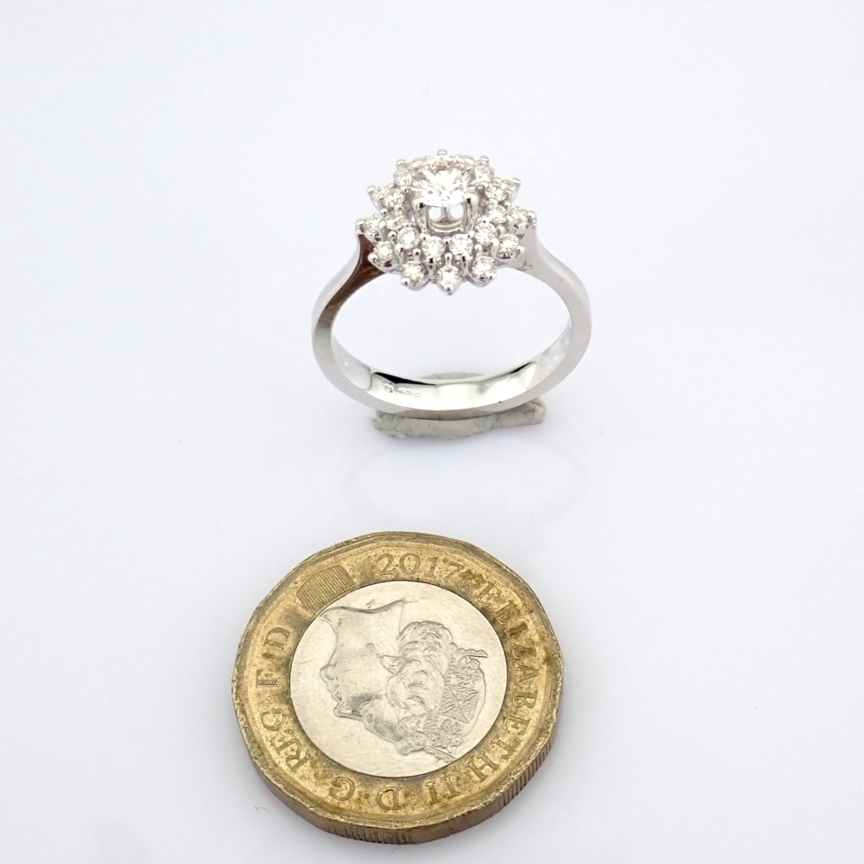 Natural Diamond 18K White Gold Ring