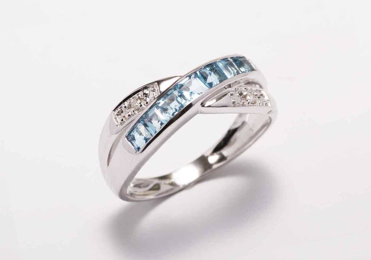 9Ct White Gold Blue Topaz and Diamond Ring (BT1.50) 0.02 Carats