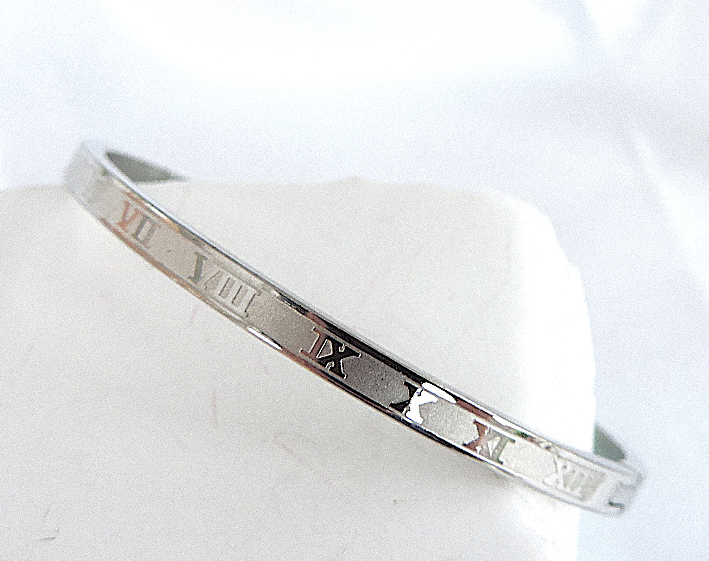 Orrevé Roman Numeral Stainless Steel Hinged Bangle/Bracelet 'New'