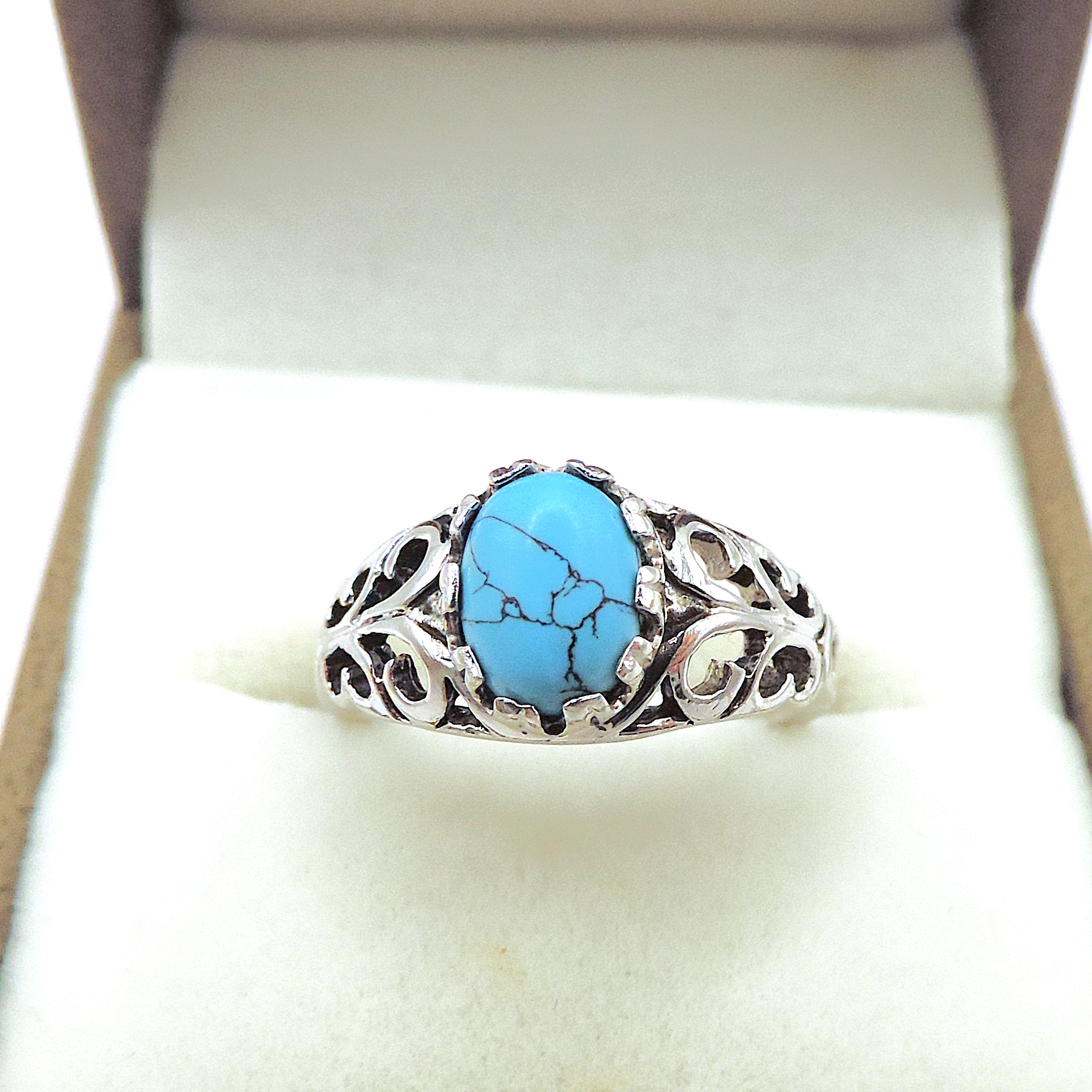 Sterling Silver Turquoise Ring New With Gift Pouch