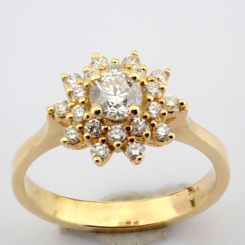 Natural Diamond 18K Yellow Gold Ring