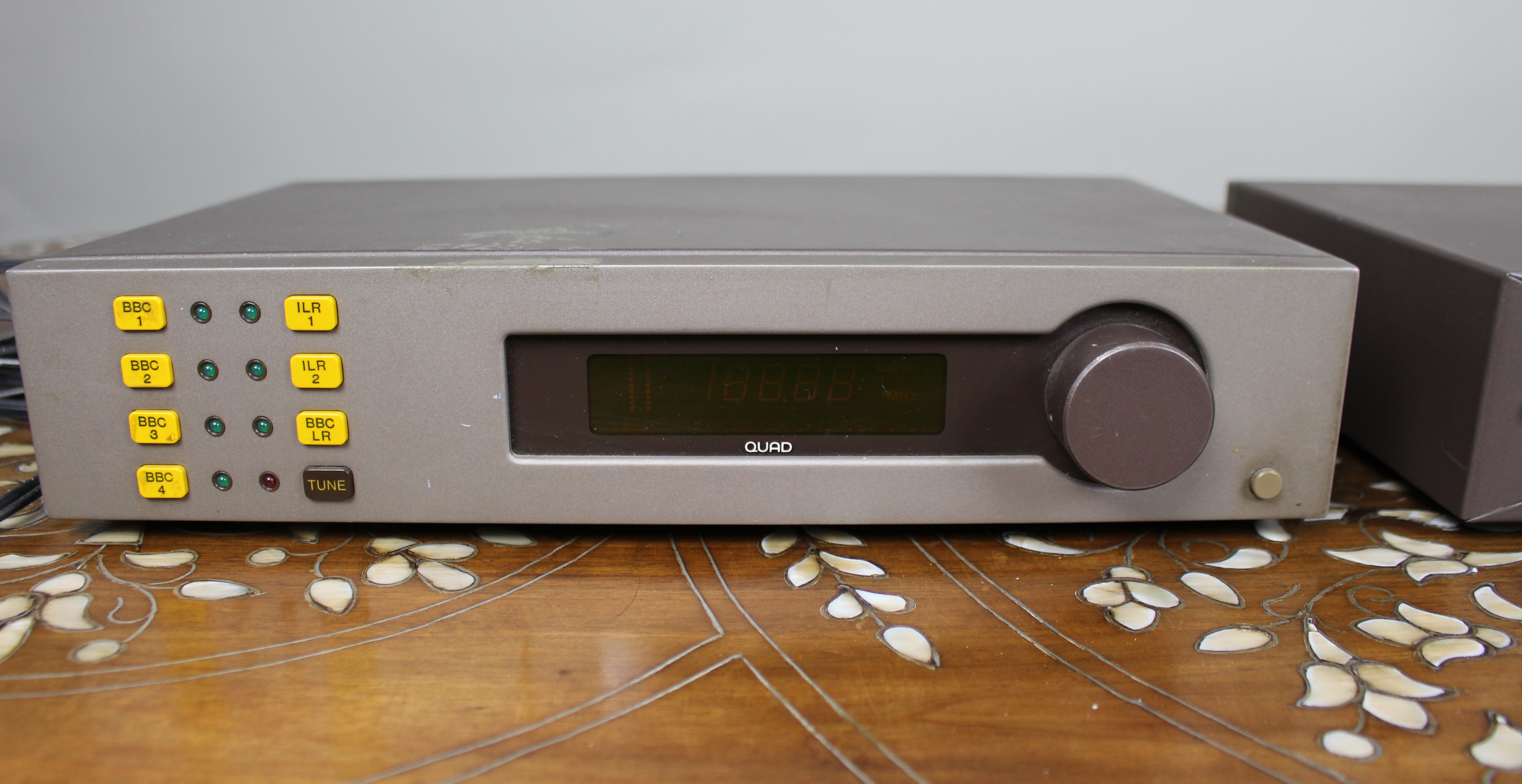 Quad 405-2 Power Amplifier, Quad 34 Preamp & Quad FM4 Tuner Vintage Hi-Fi System