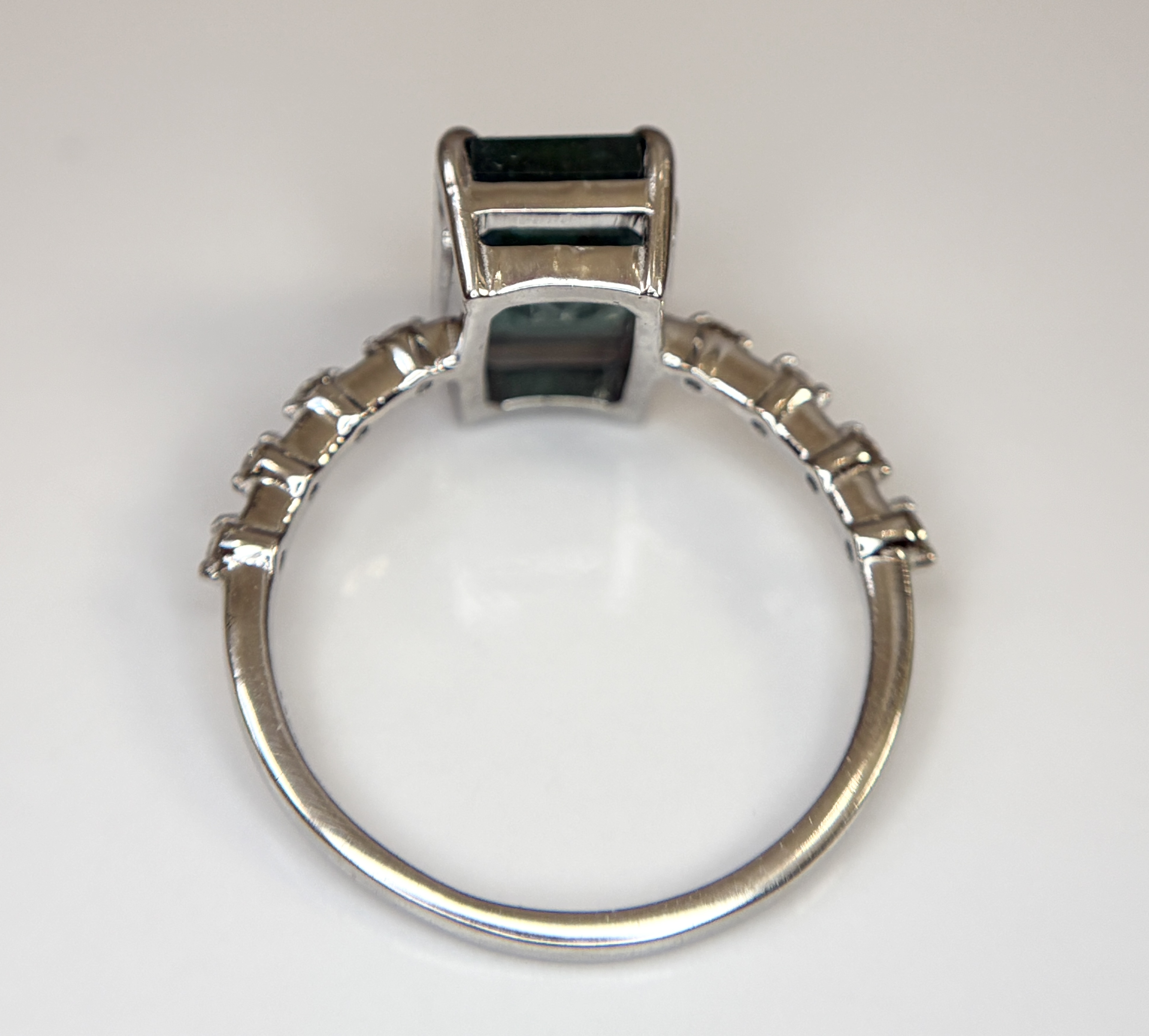 Beautiful 3.00 CT Natural Emerald Ring With Natural Diamonds & Platinum 950