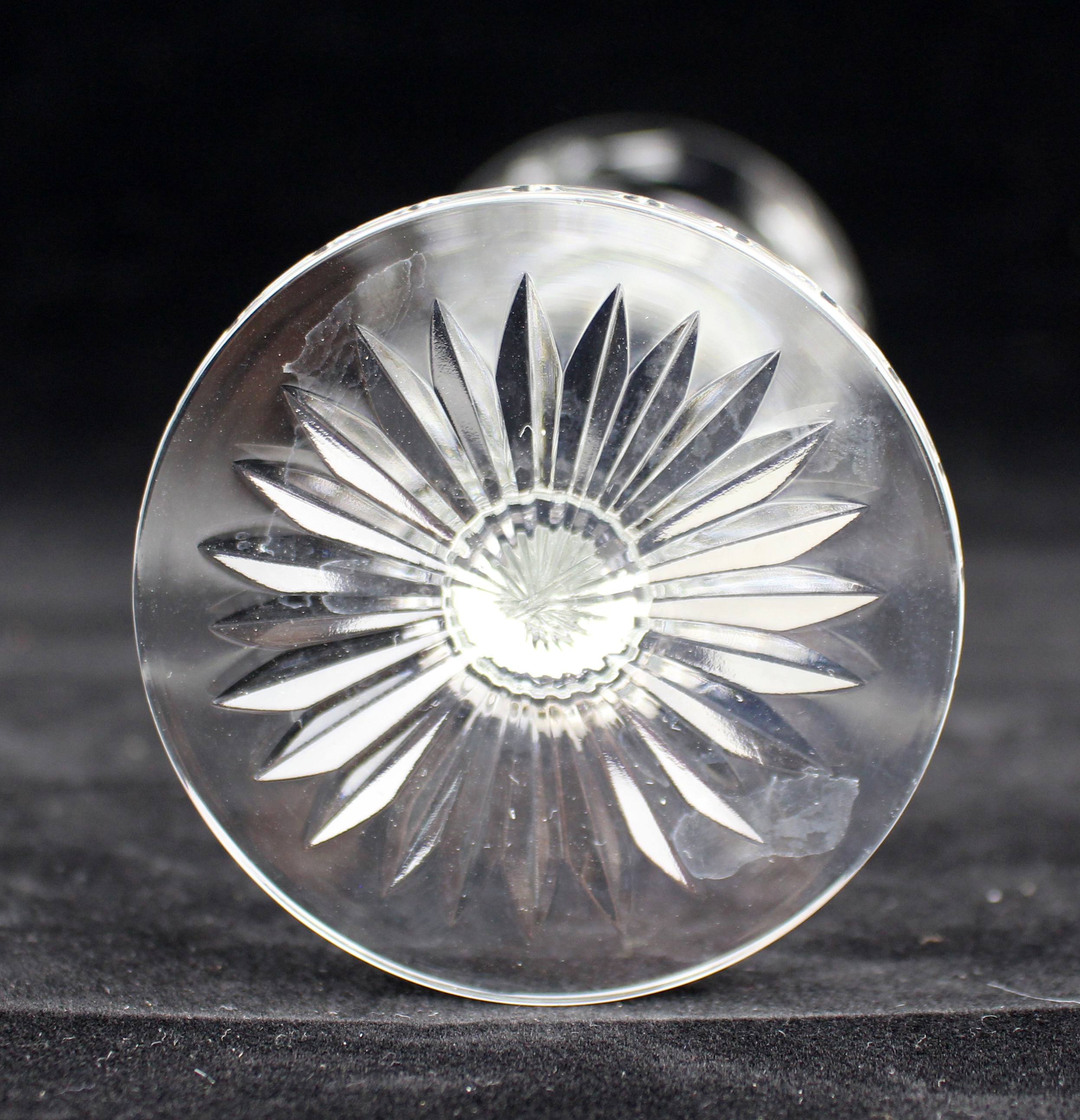 Set of 6 Fine Stuart Crystal Beaconsfield Cut Wine Glasses