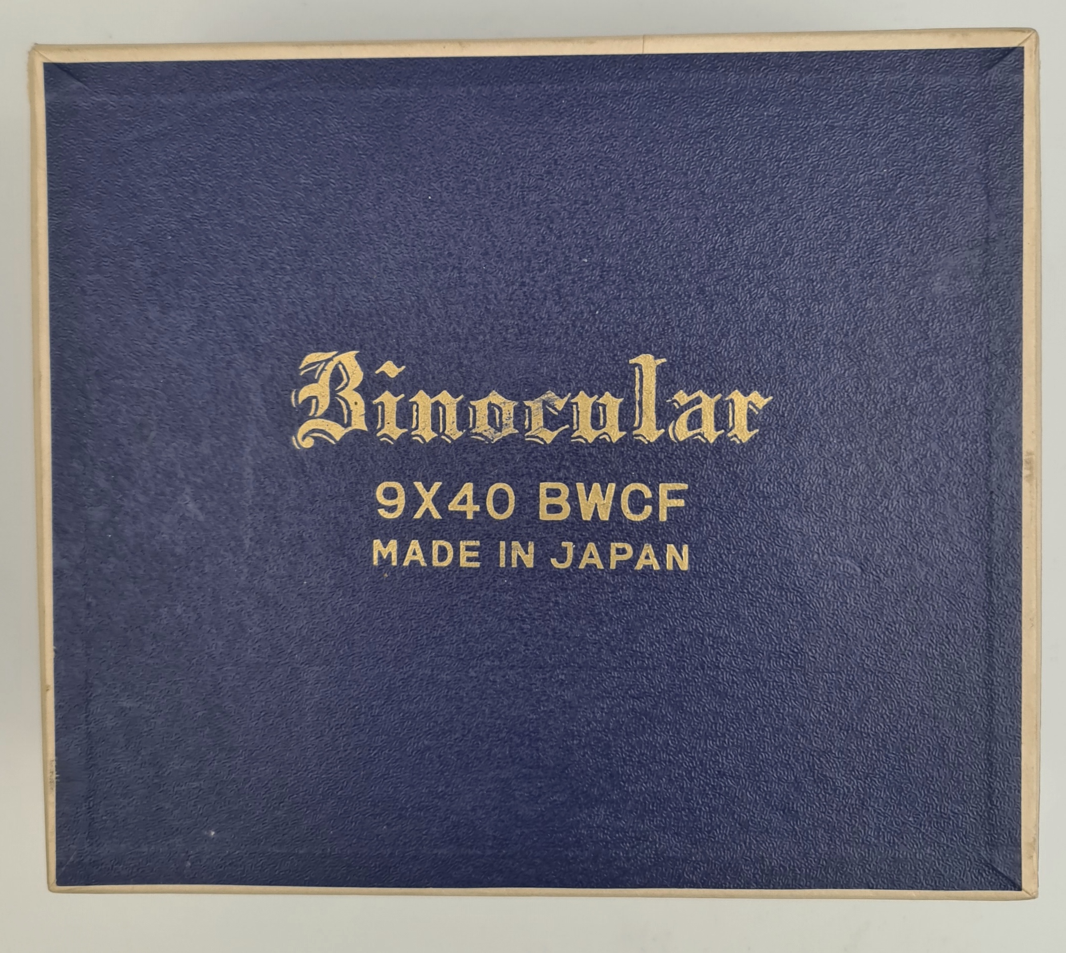 Pair Vintage of Japanese Binoculars Original Box Pair Vintage of Japanese Binoculars Original Box. 9