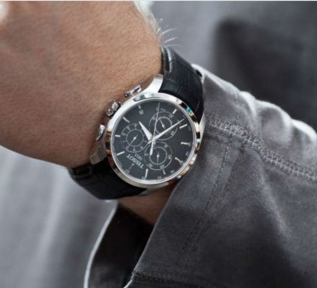 TISSOT T035.617.16.051.00 Men's Couturier Quartz Chronograph Watch