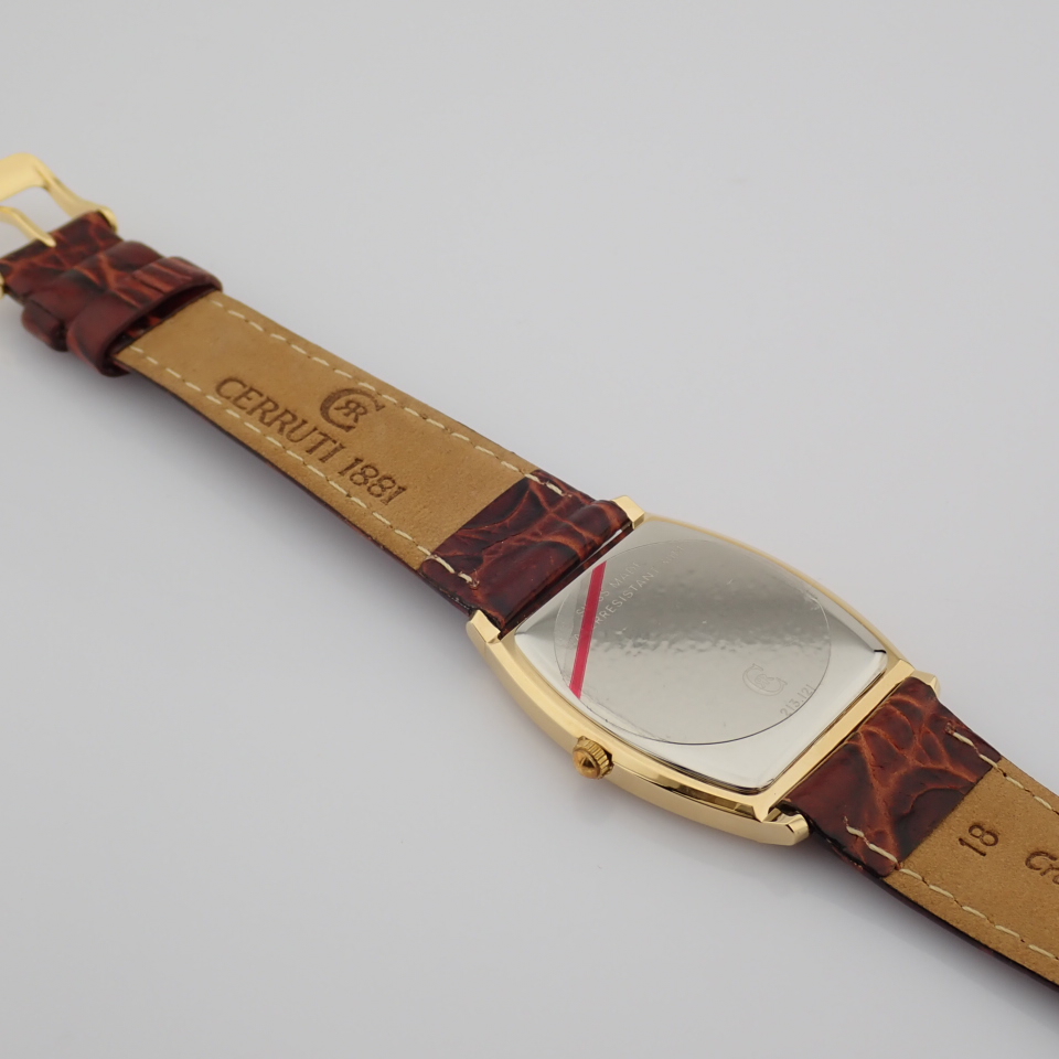 Cerruti / 1881 - Unisex Steel Wrist Watch