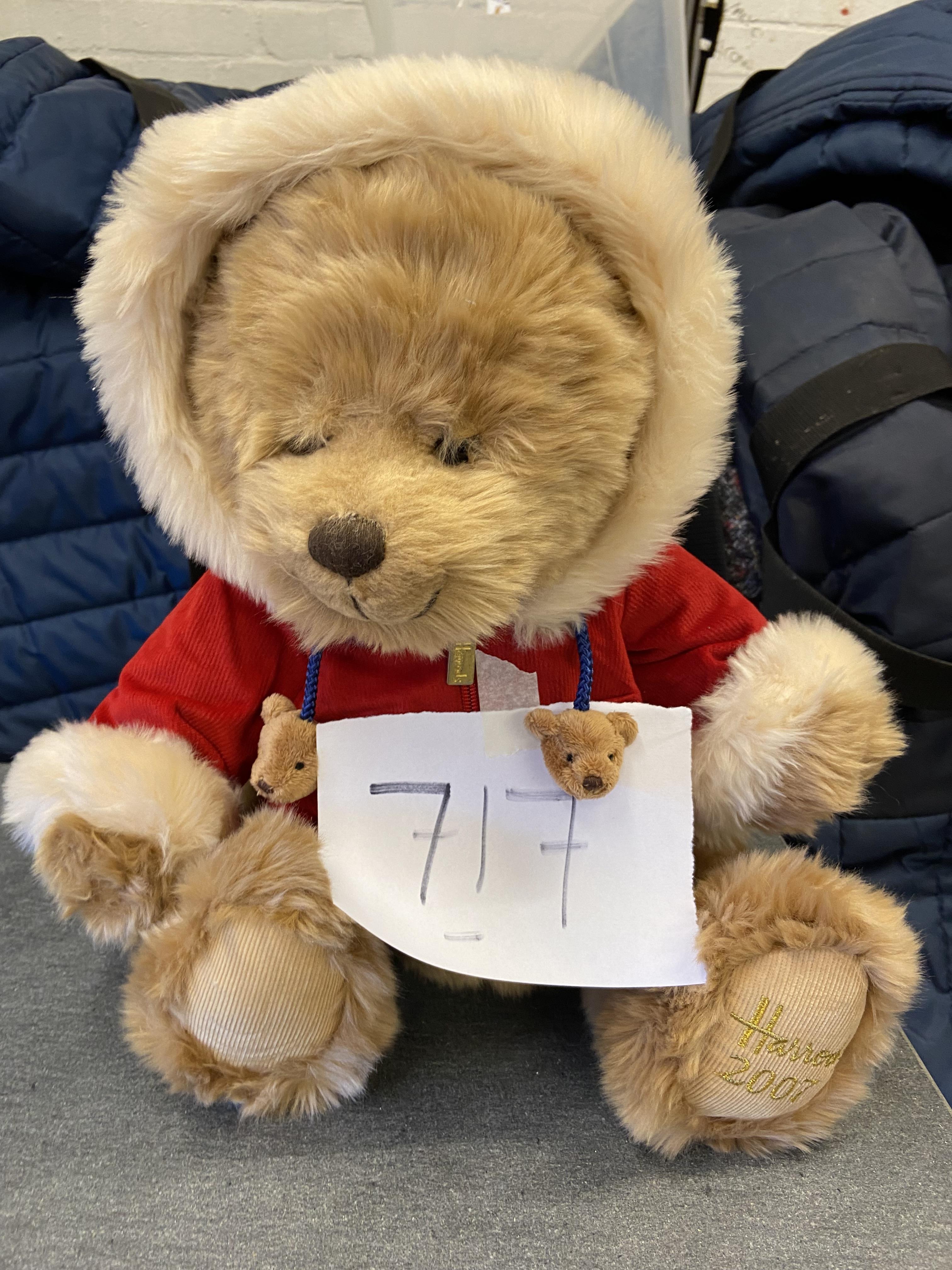2007 Harrods bear