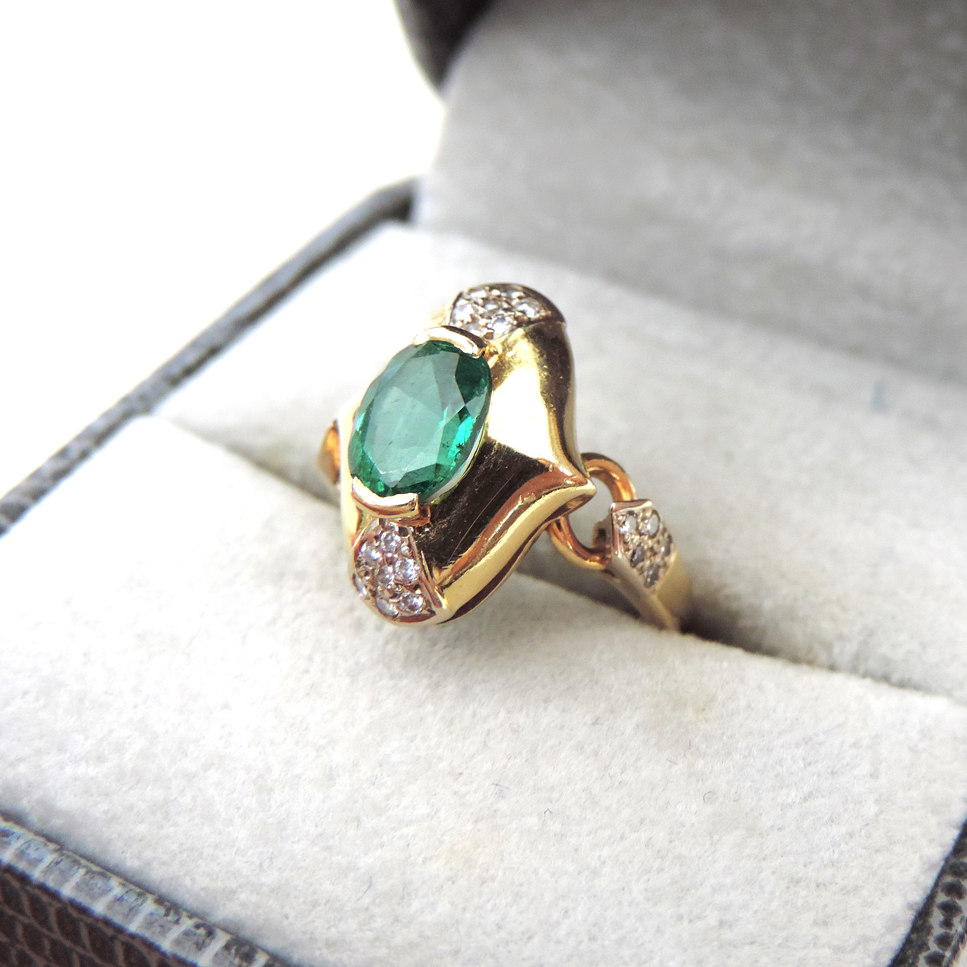 David Morris 18k Gold 1.24 Carat Emerald and Diamond Ring
