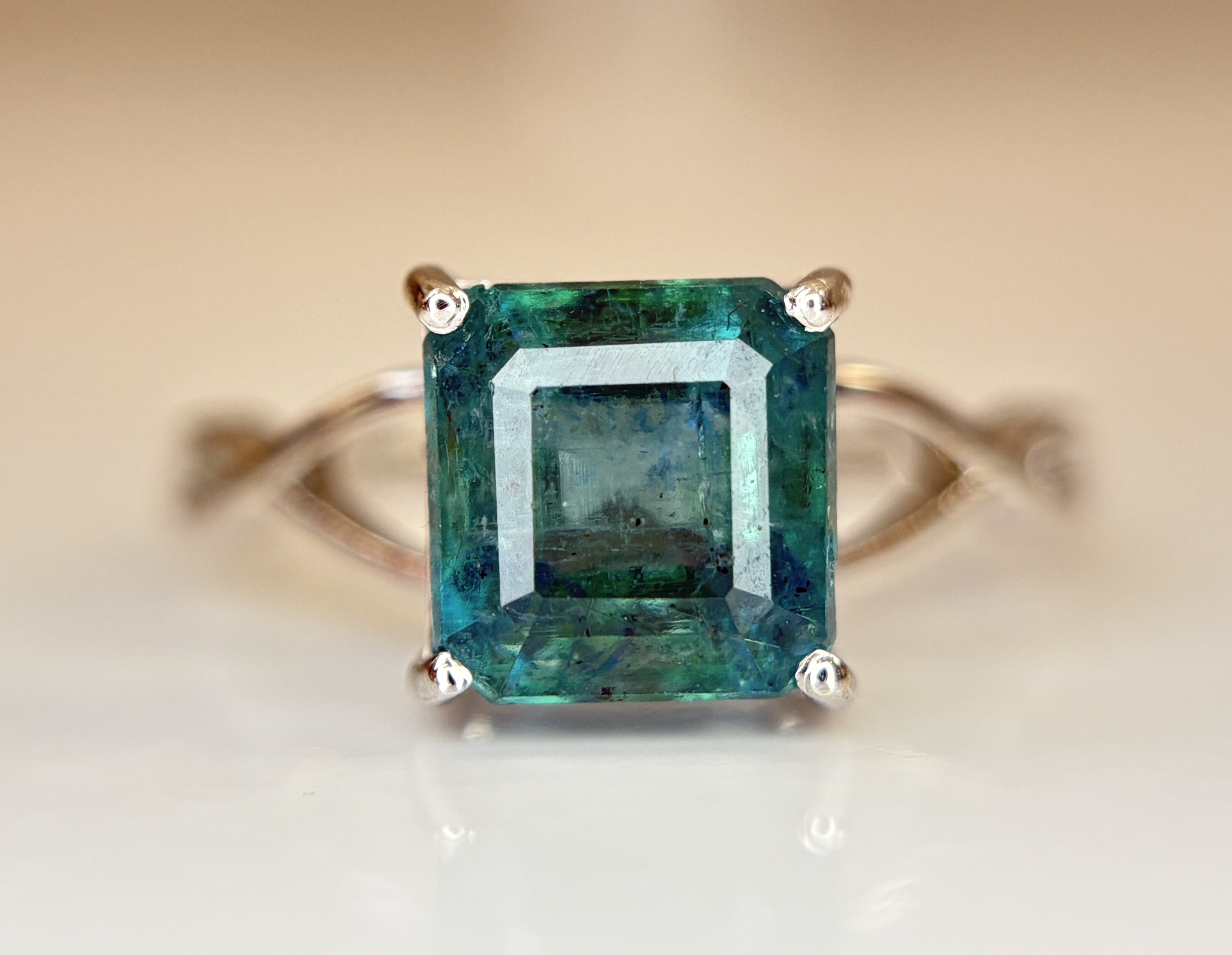 Beautiful 2.91 CT Natural Emerald Ring Platinum 950