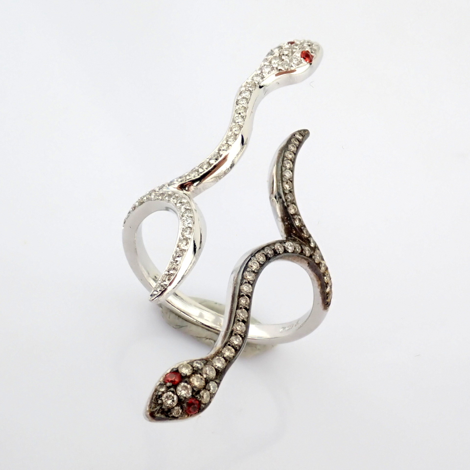 Natural Diamond 18K White Gold Ring