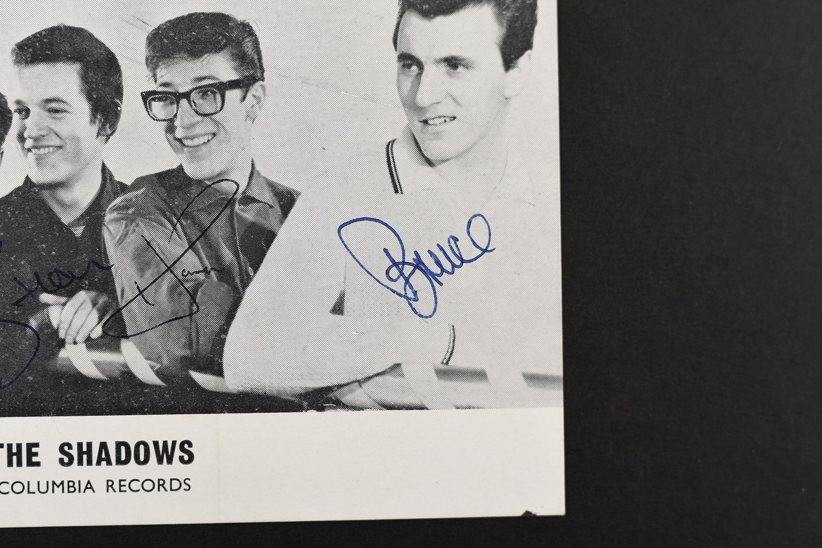 THE SHADOWS Original signature