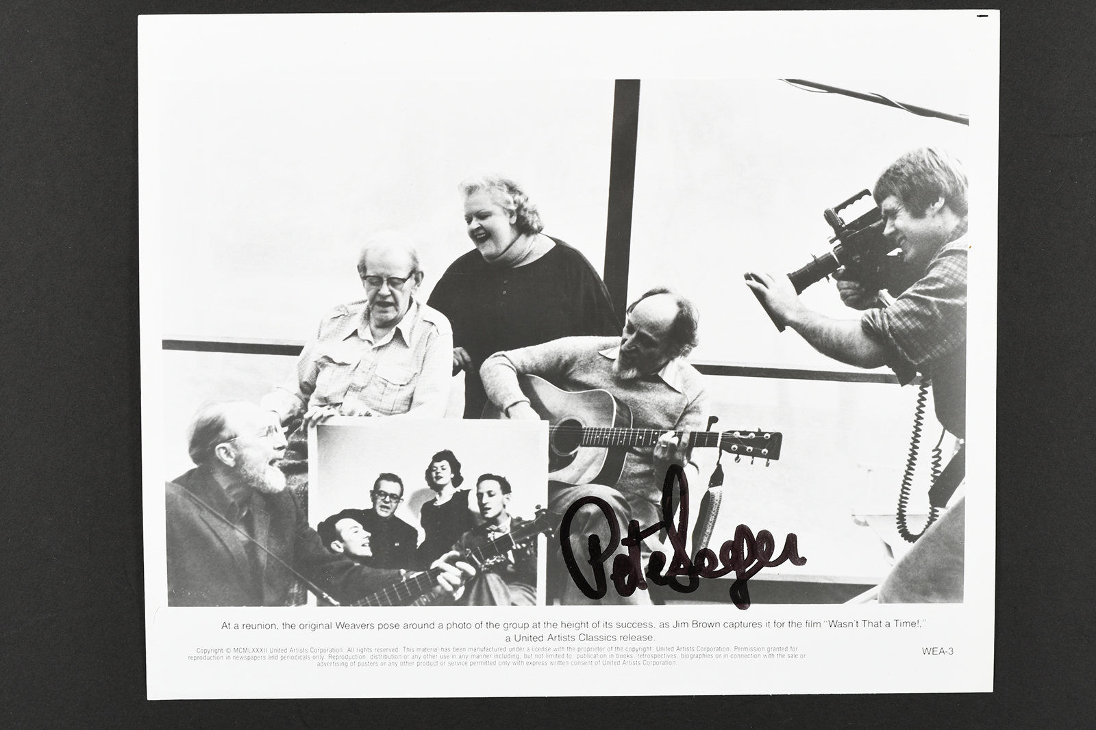 PETE SEEGAR Original signature