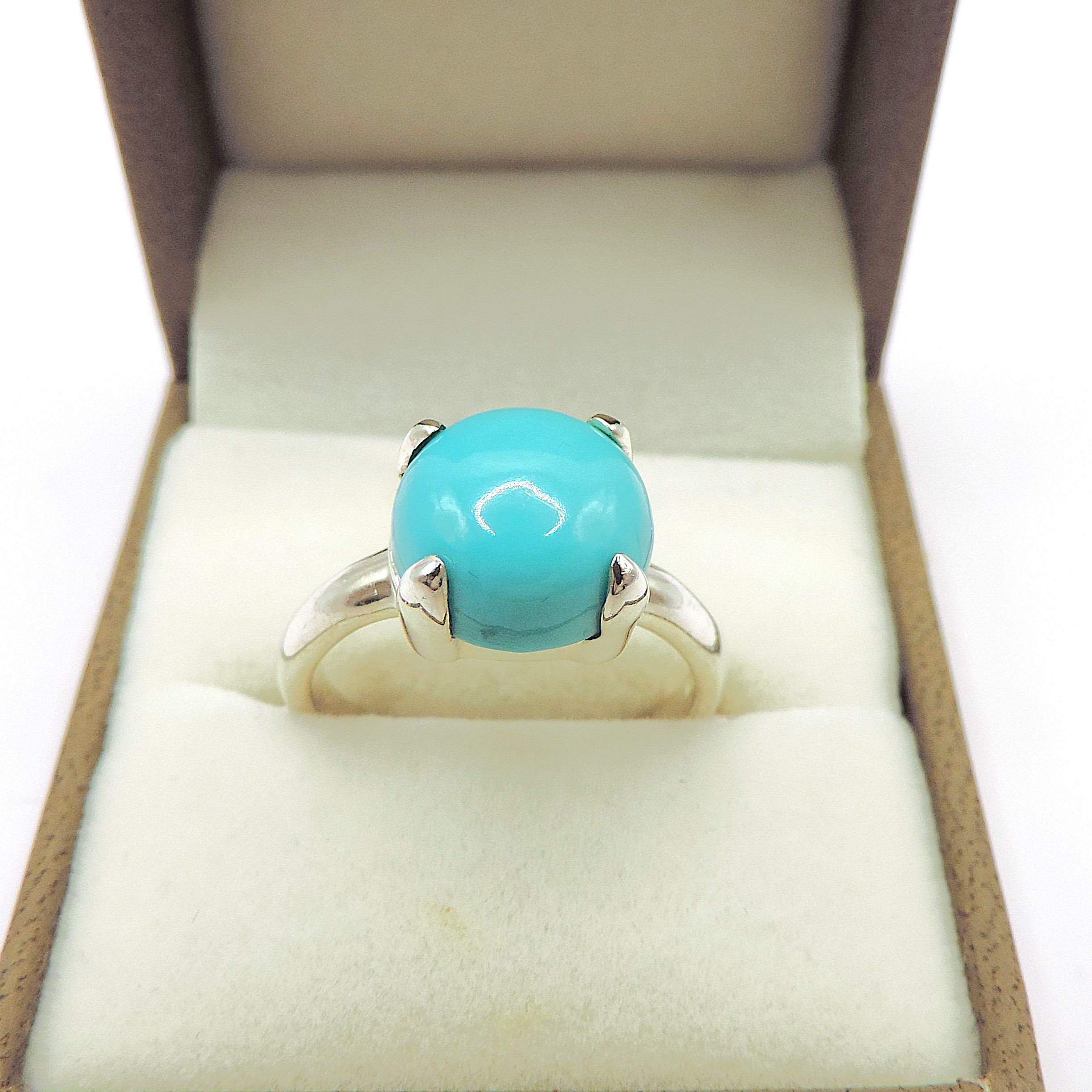 Sterling Silver Cabochon Turquoise Ring New With Gift Pouch