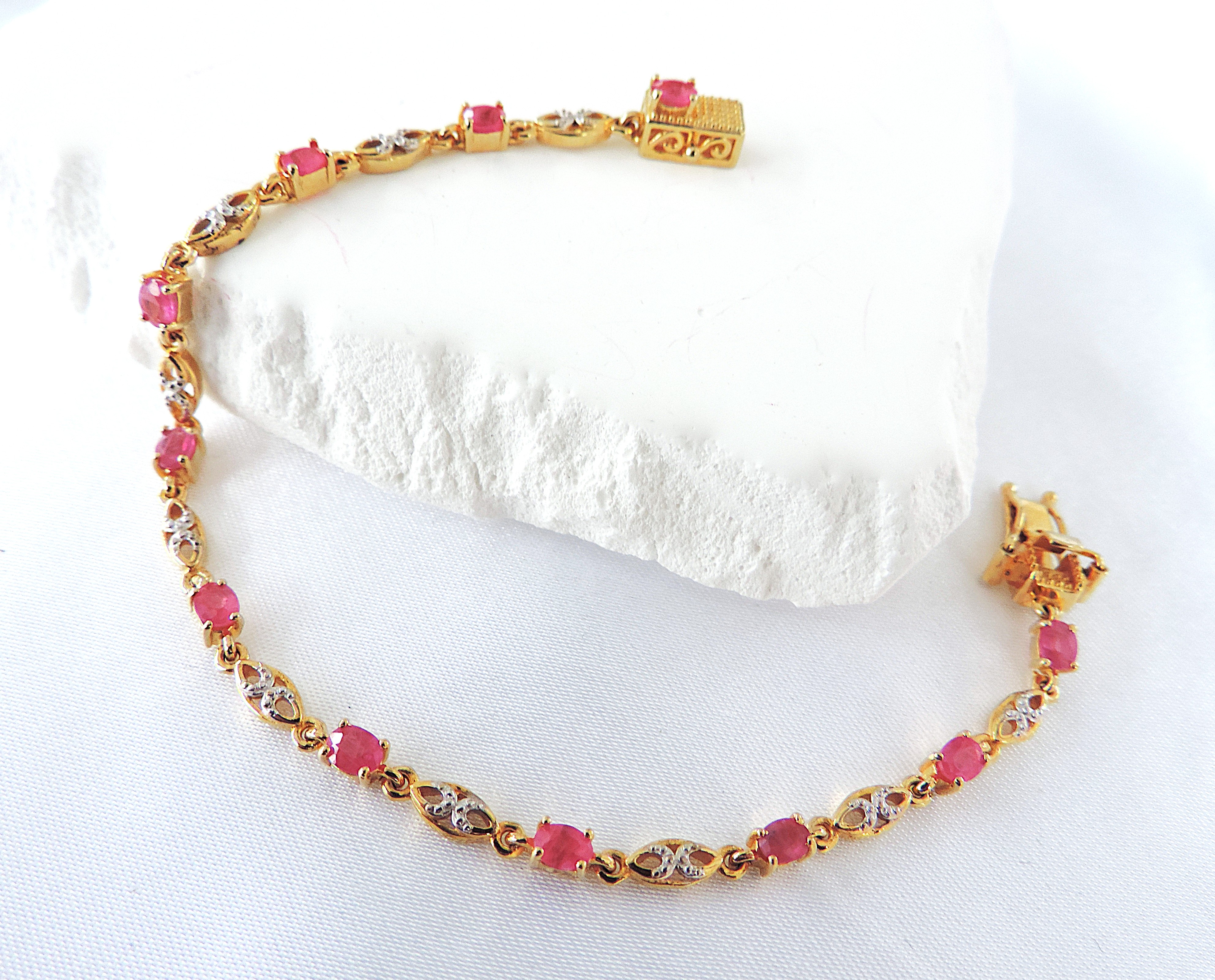 18k Gold 925 Silver 3.85 Carat Ruby Bracelet 'New'