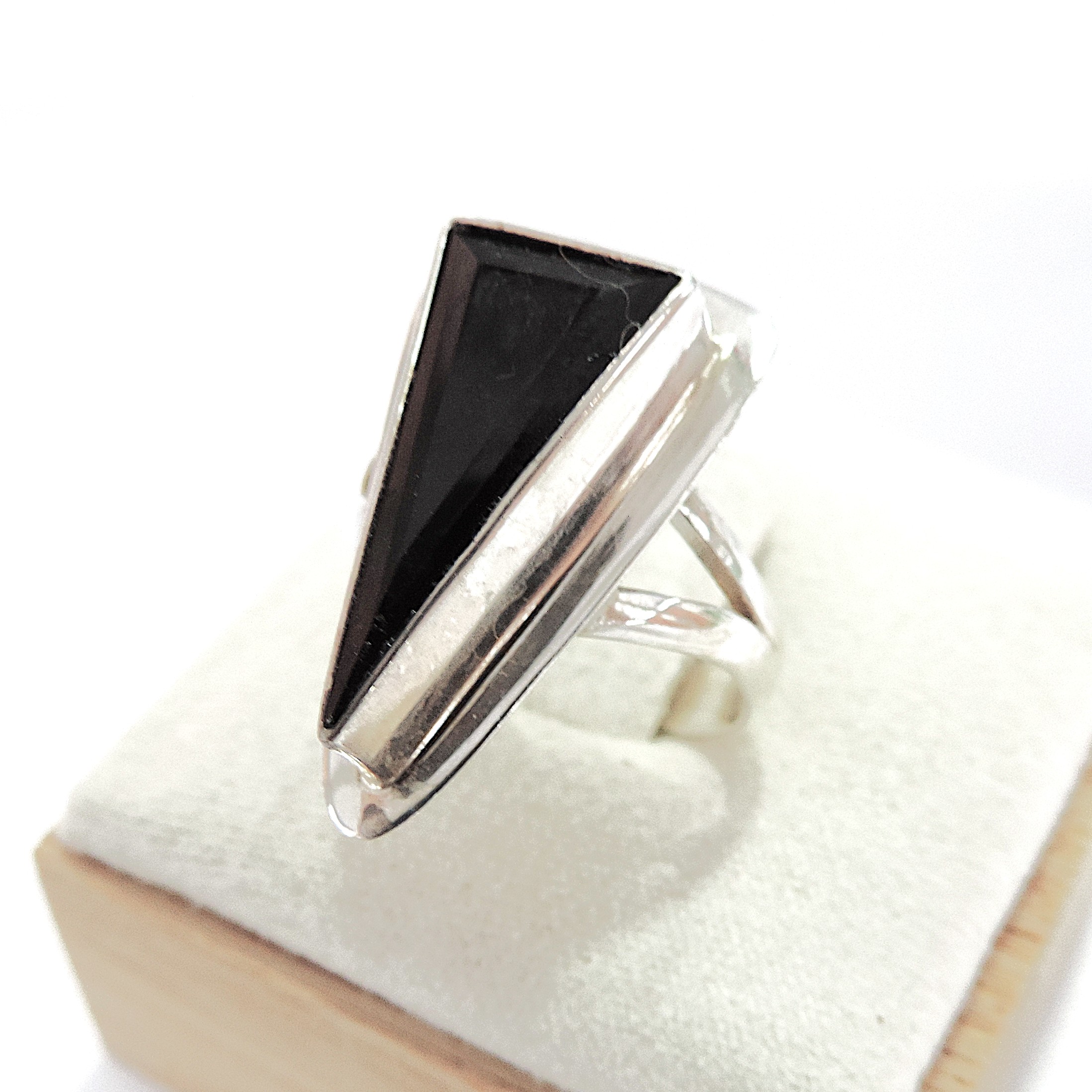 Whitby Jet 925 Silver Art Deco Style Ring