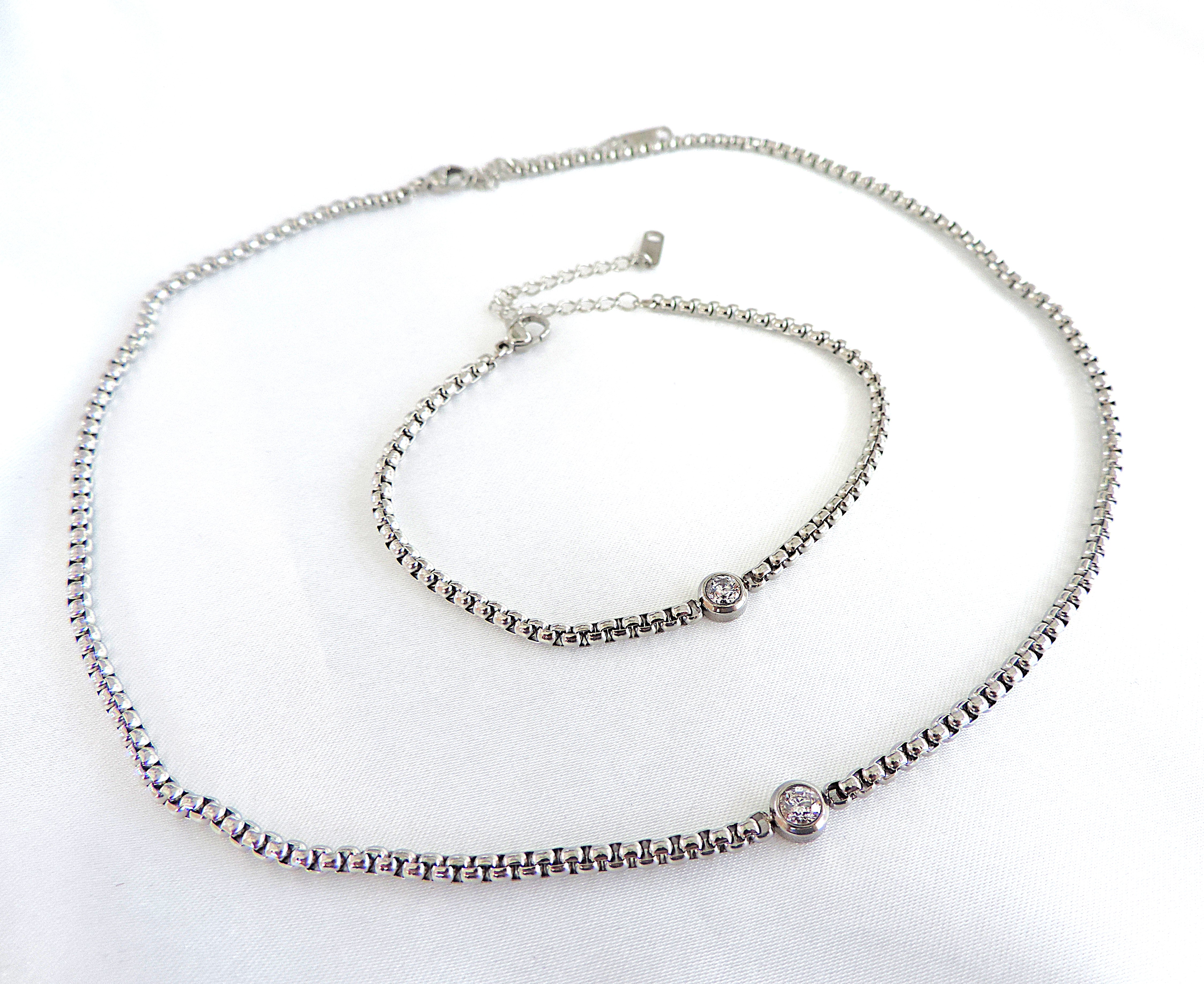 Crystal Necklace & Bracelet Set 'New'