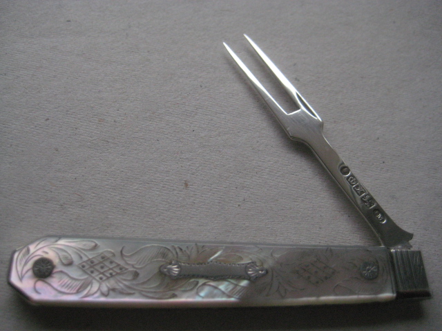 Victorian Matching Mother of Pearl Hafted Silver Bladed Folding Fruit Knife and Folding Fork