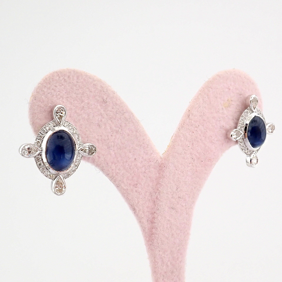 Natural Diamond 18K White Gold Earring