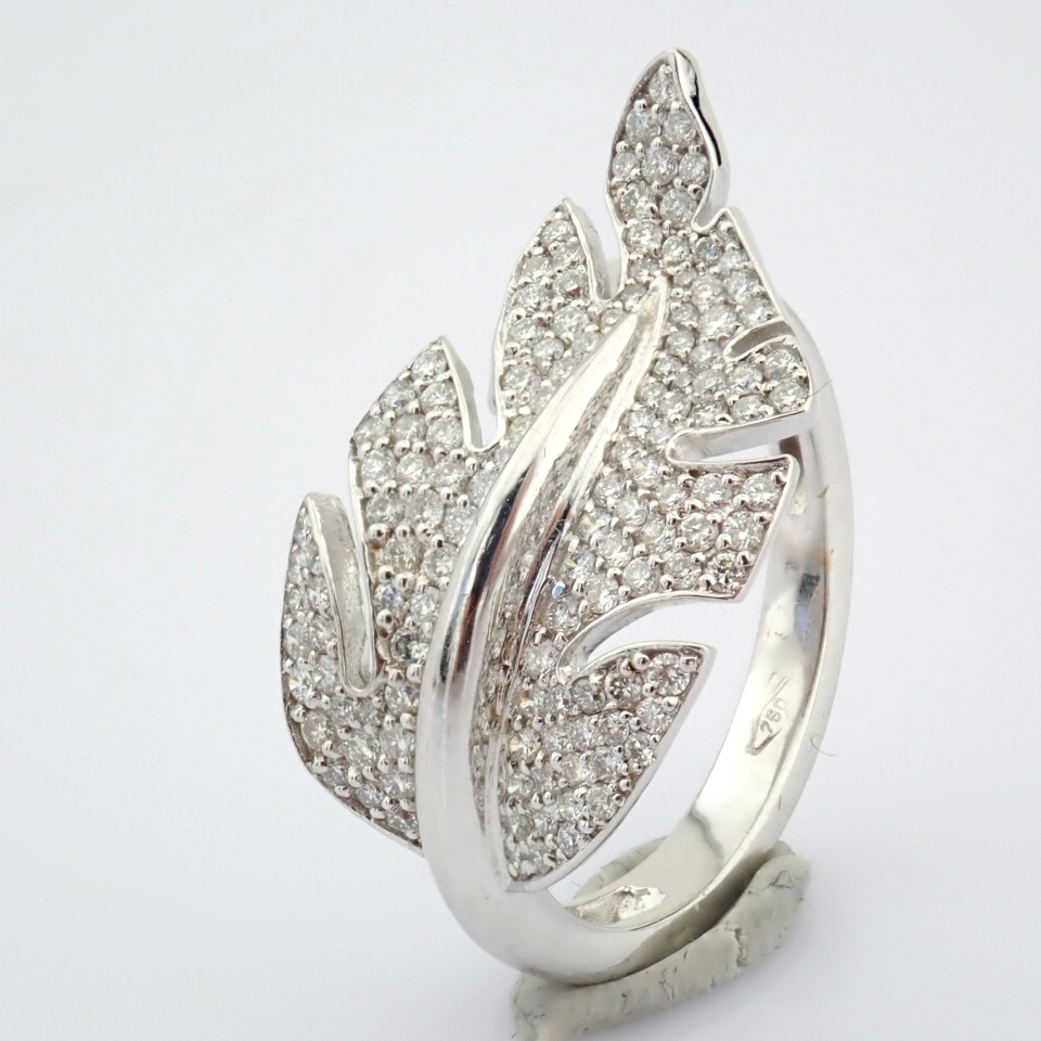 Natural Diamond 18K White Gold Ring