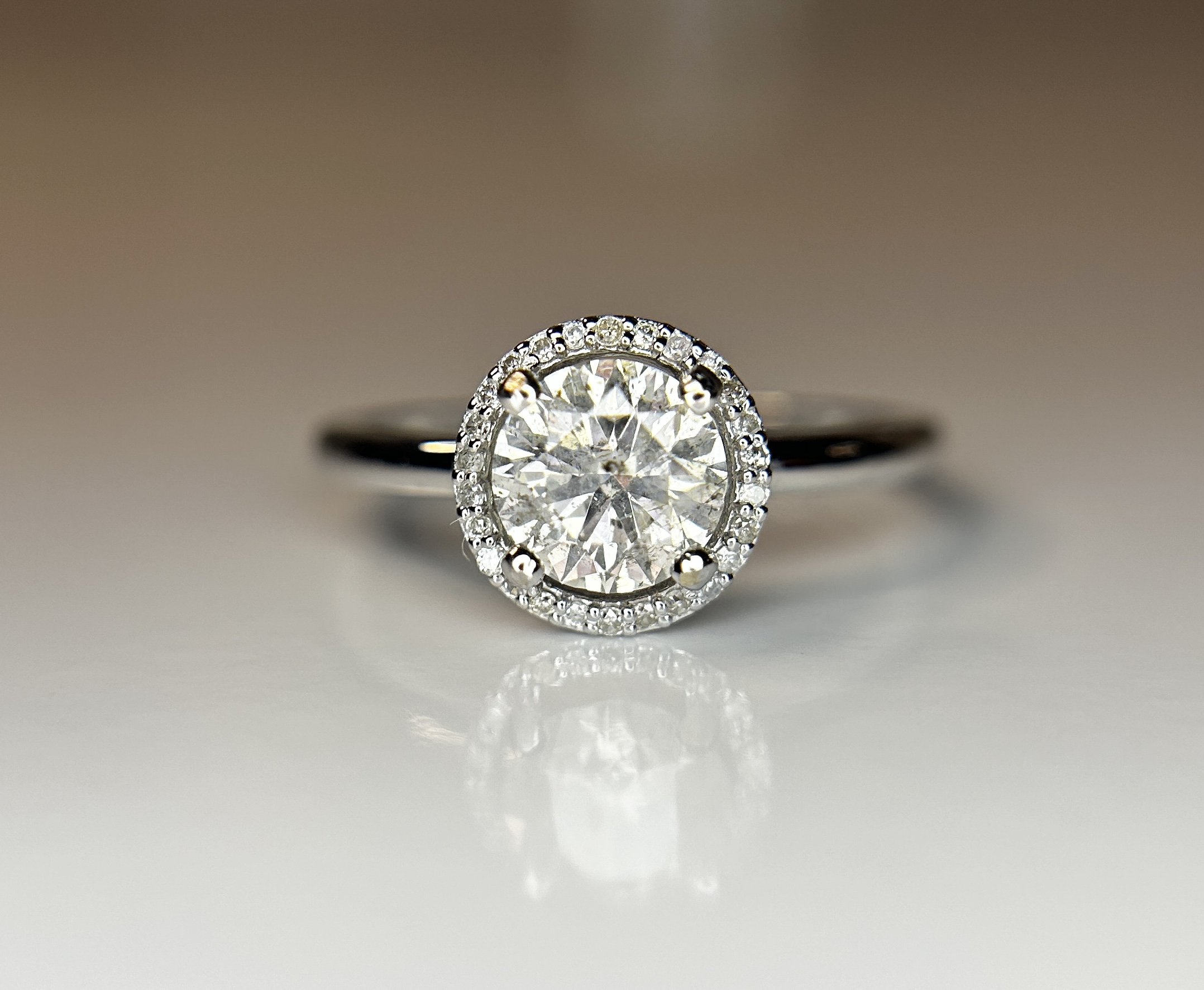 Beautiful 1.11ct Untreated Natural Solitaire Diamond & 18k Gold