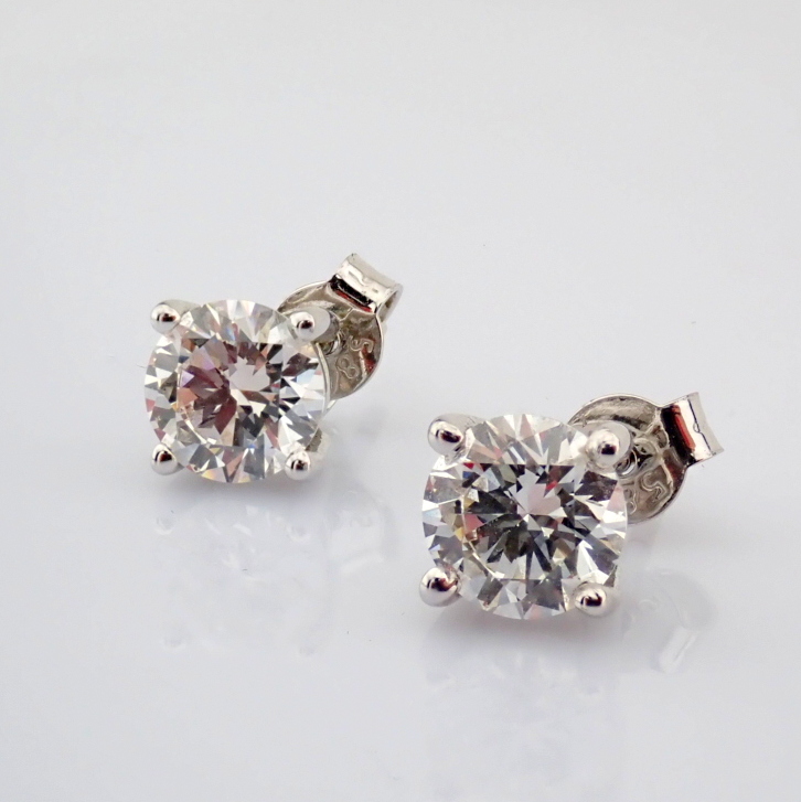 Round Cut Lab-Grown Diamond Earring - 1.89 Total Carat (MDI Certified)