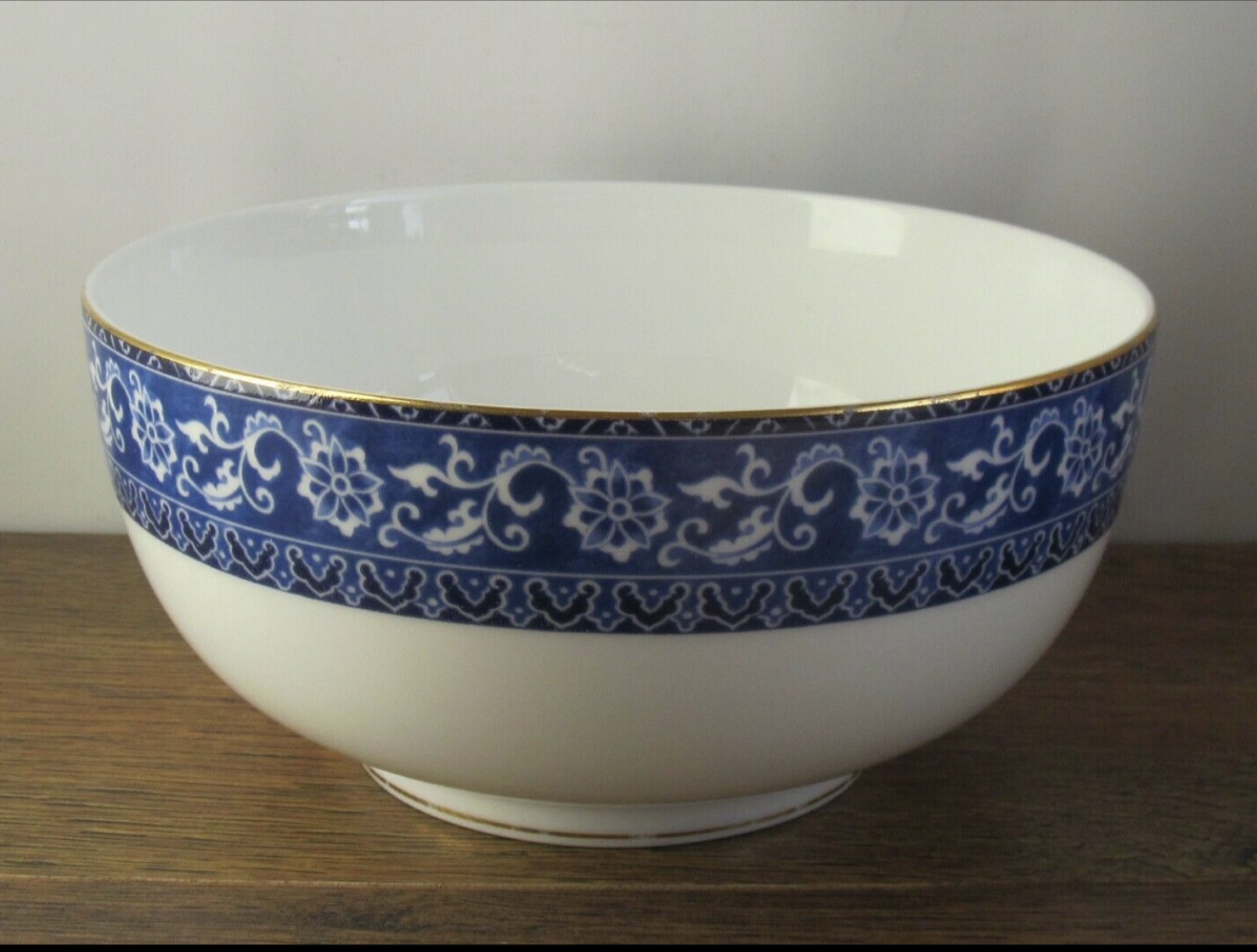 Wedgewood Bokhara Serving Bowl 8”