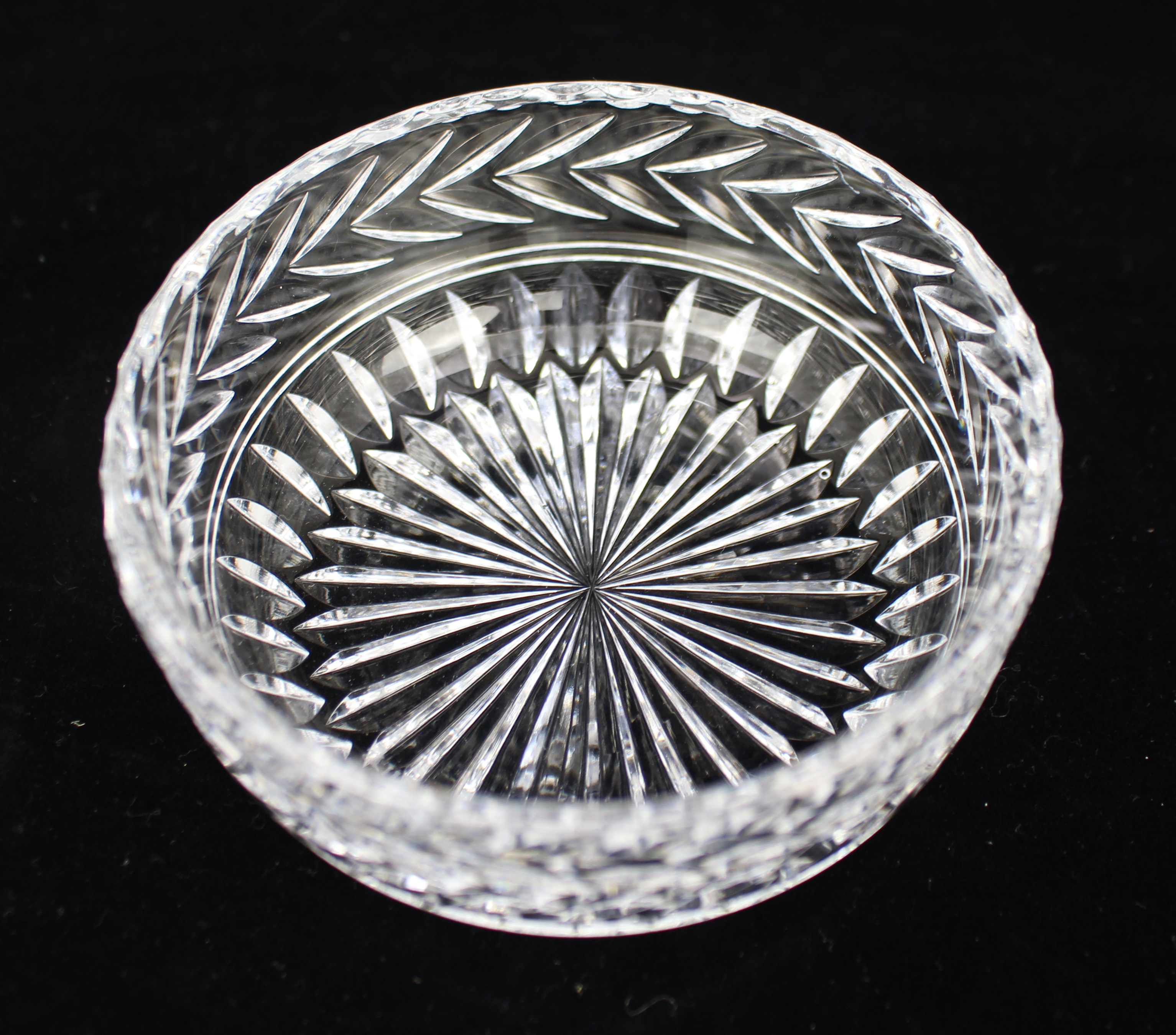 Set of Six Stuart Crystal ‘Cheltenham’ Pattern Bowls