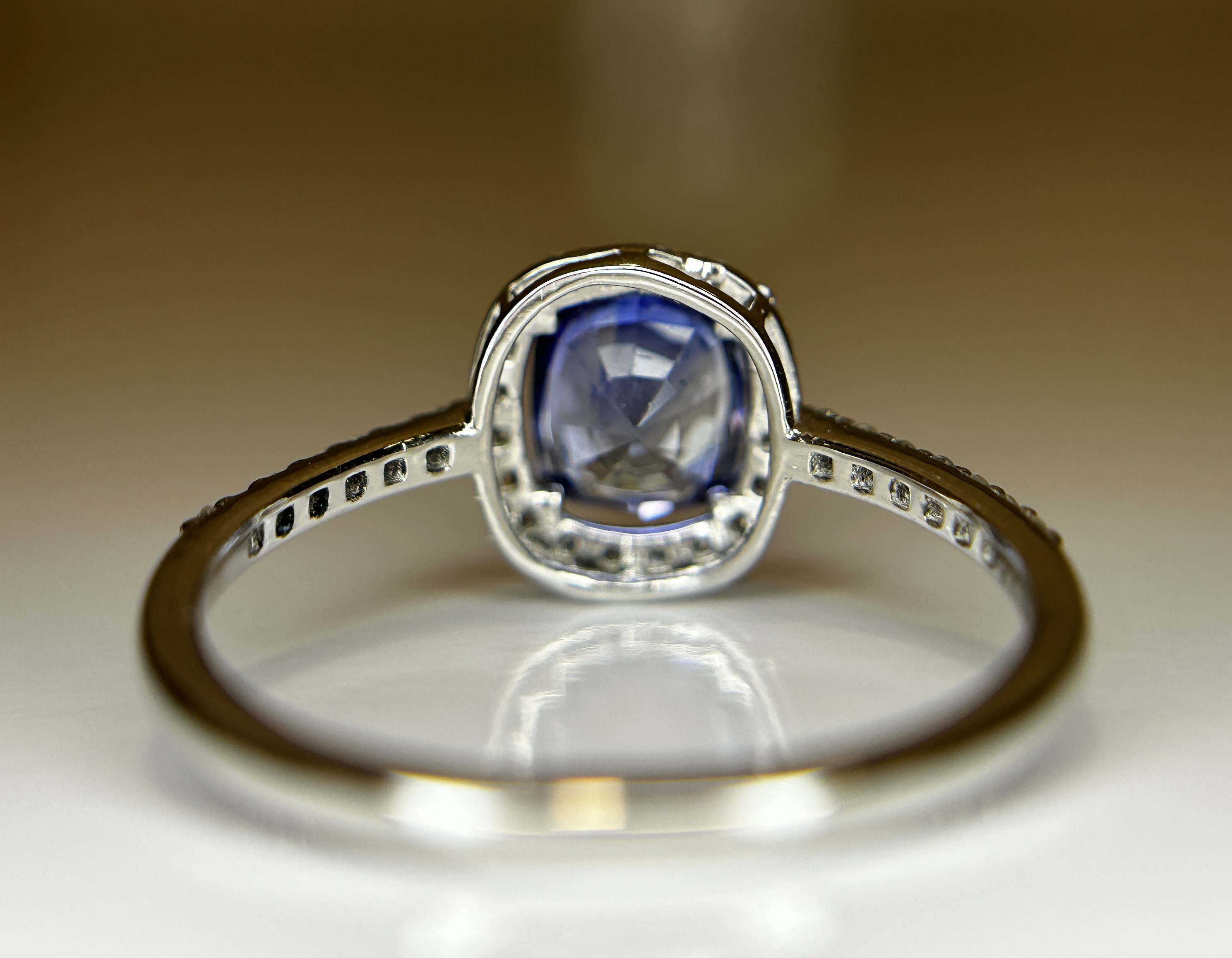 Beautiful 1.38 CT Natural Ceylon Blue Sapphire Diamonds & 950 Platinum