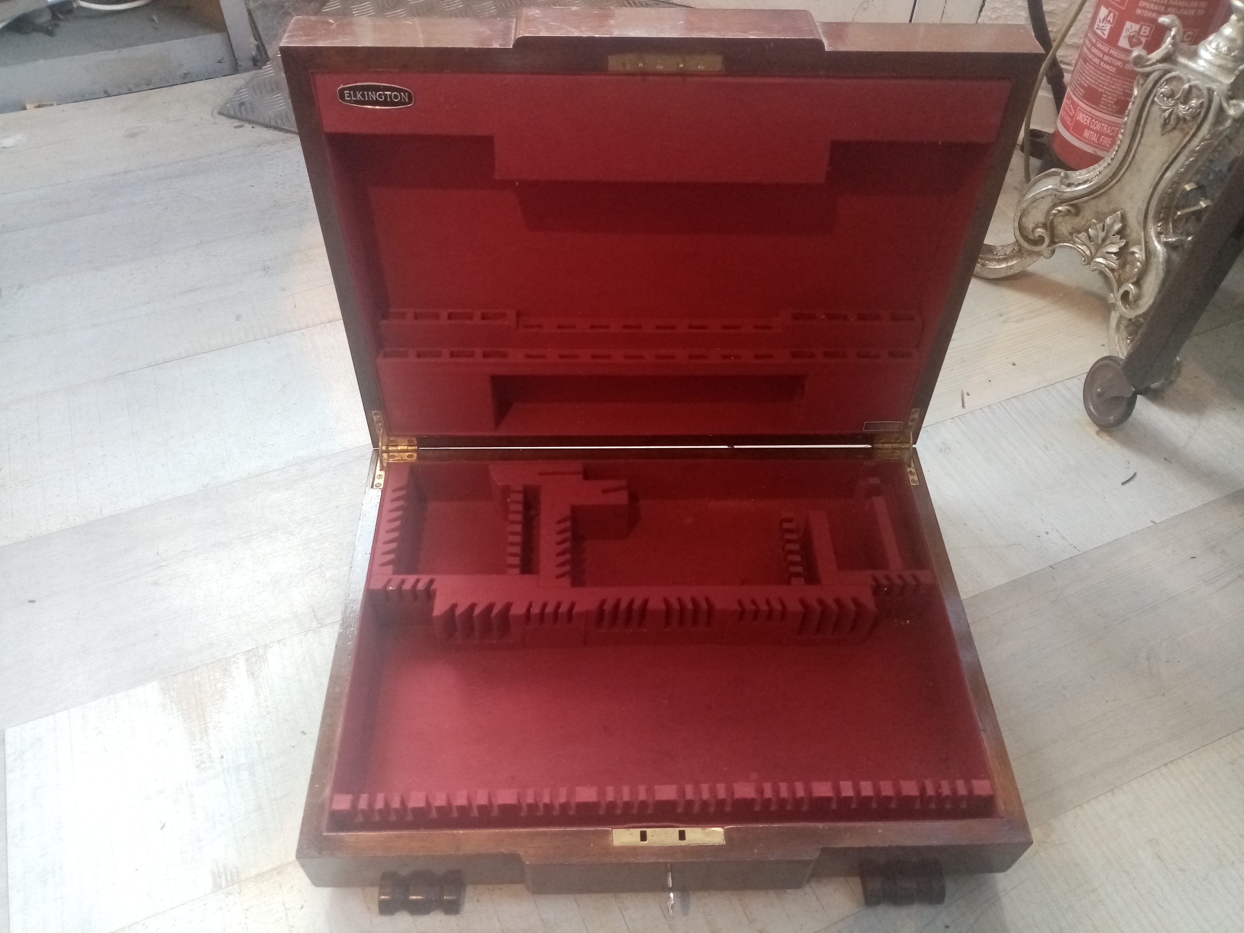 Art Deco Mahogany Cutlery Canteen Box (Empty) With Key
